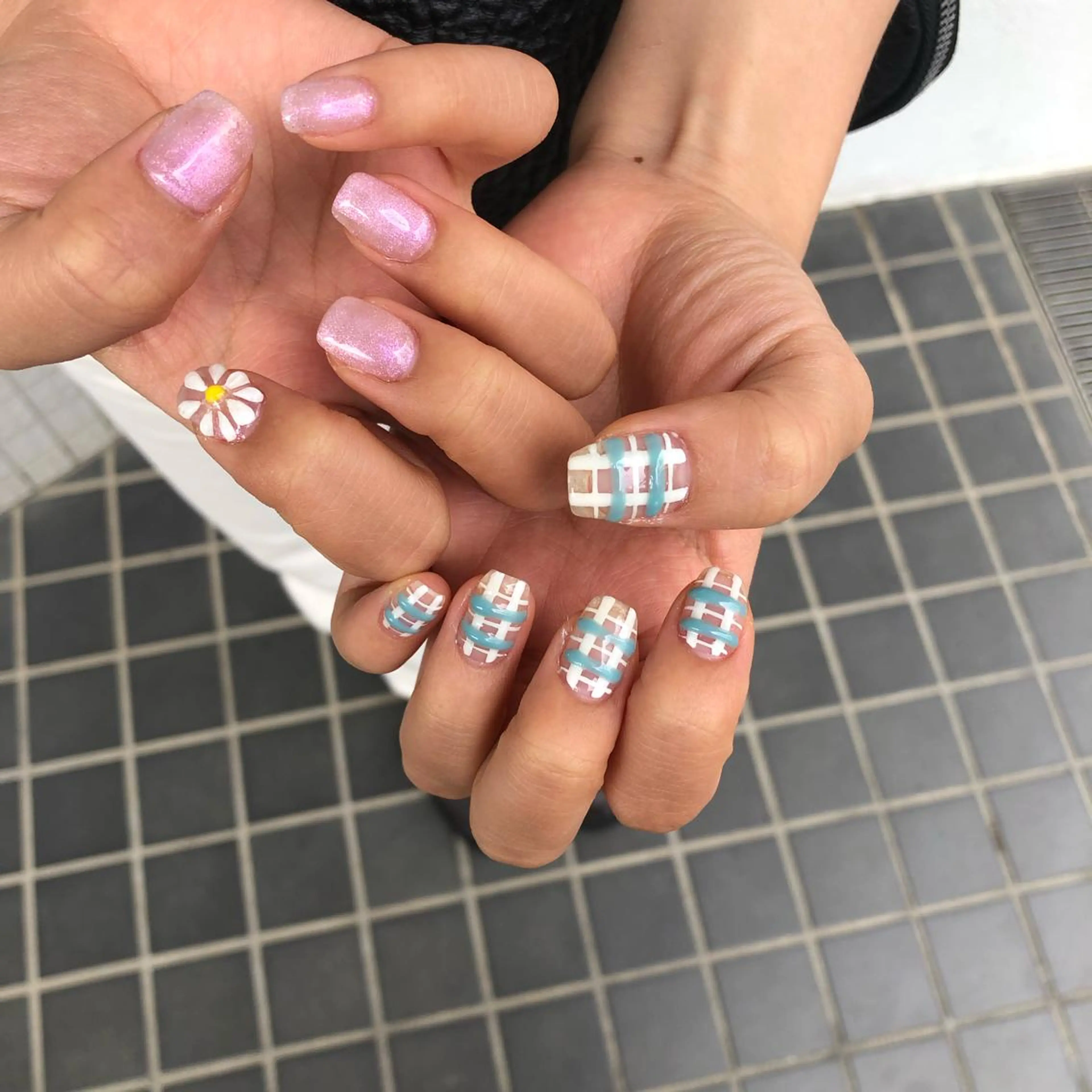 ネイル ハンドネイル 河野 弥月のネイルデザイン