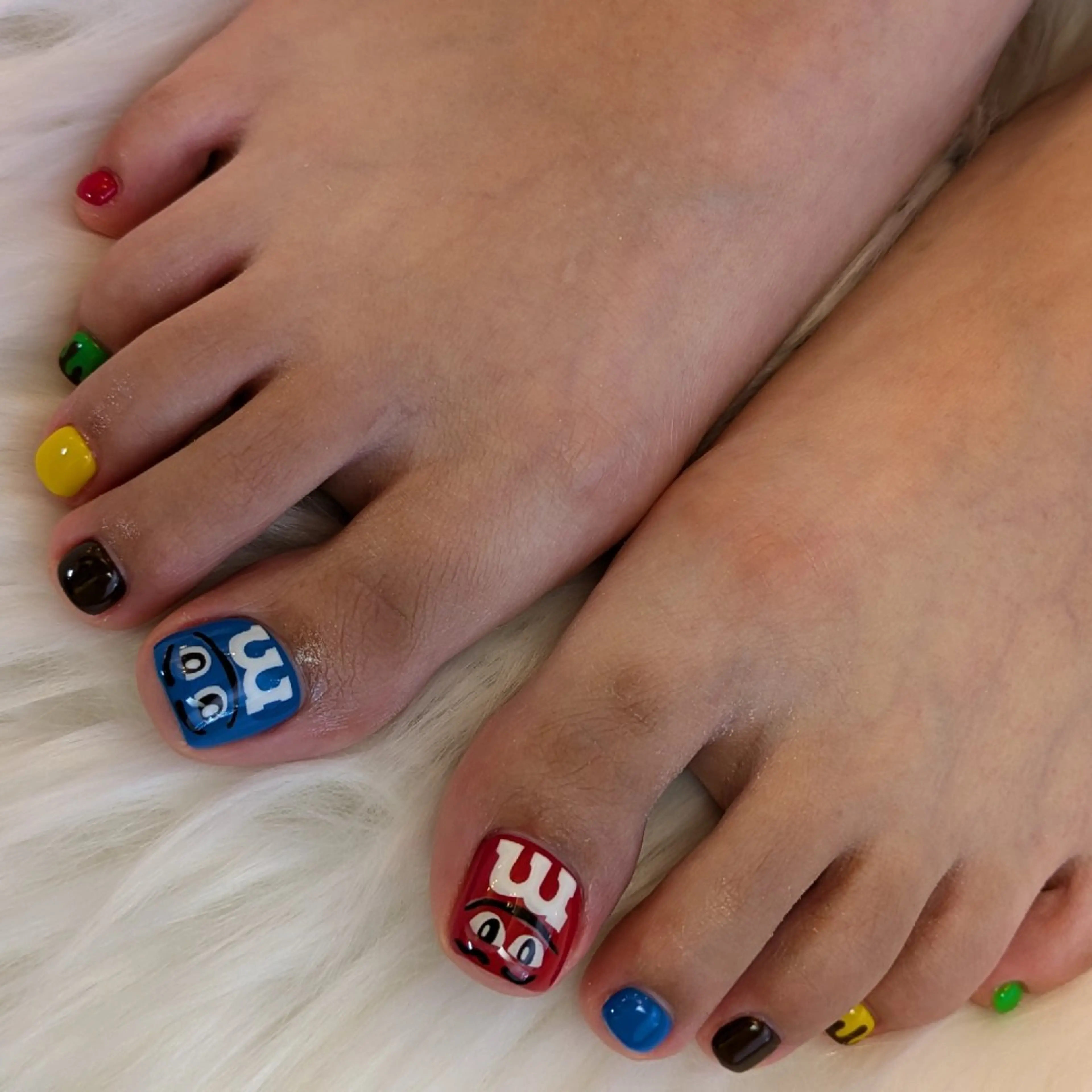 ネイル ジェヌインネイル 河内のネイルデザイン