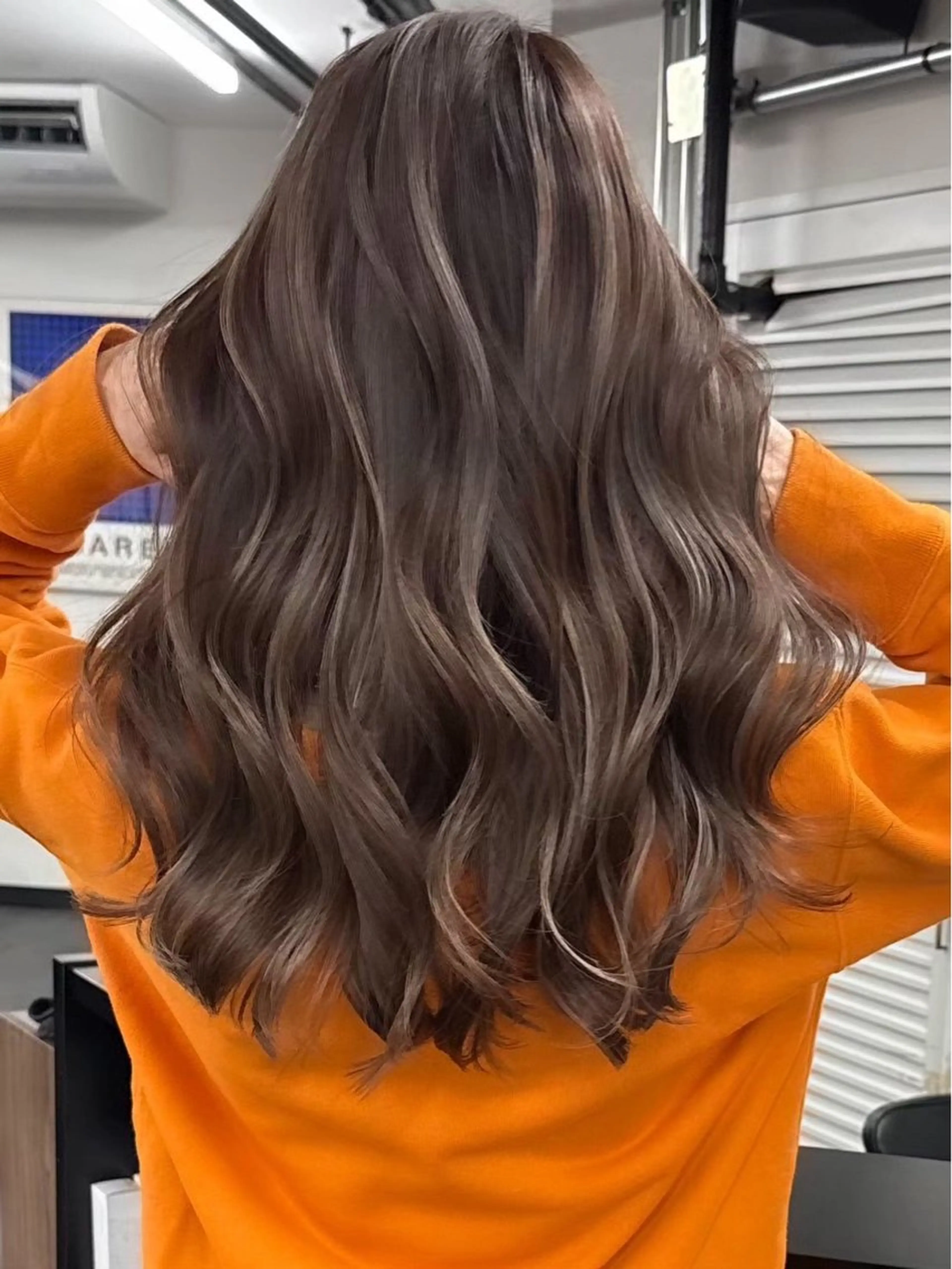 ロング カラー 艶髪ハイトーン 💎凜💎のヘアスタイル