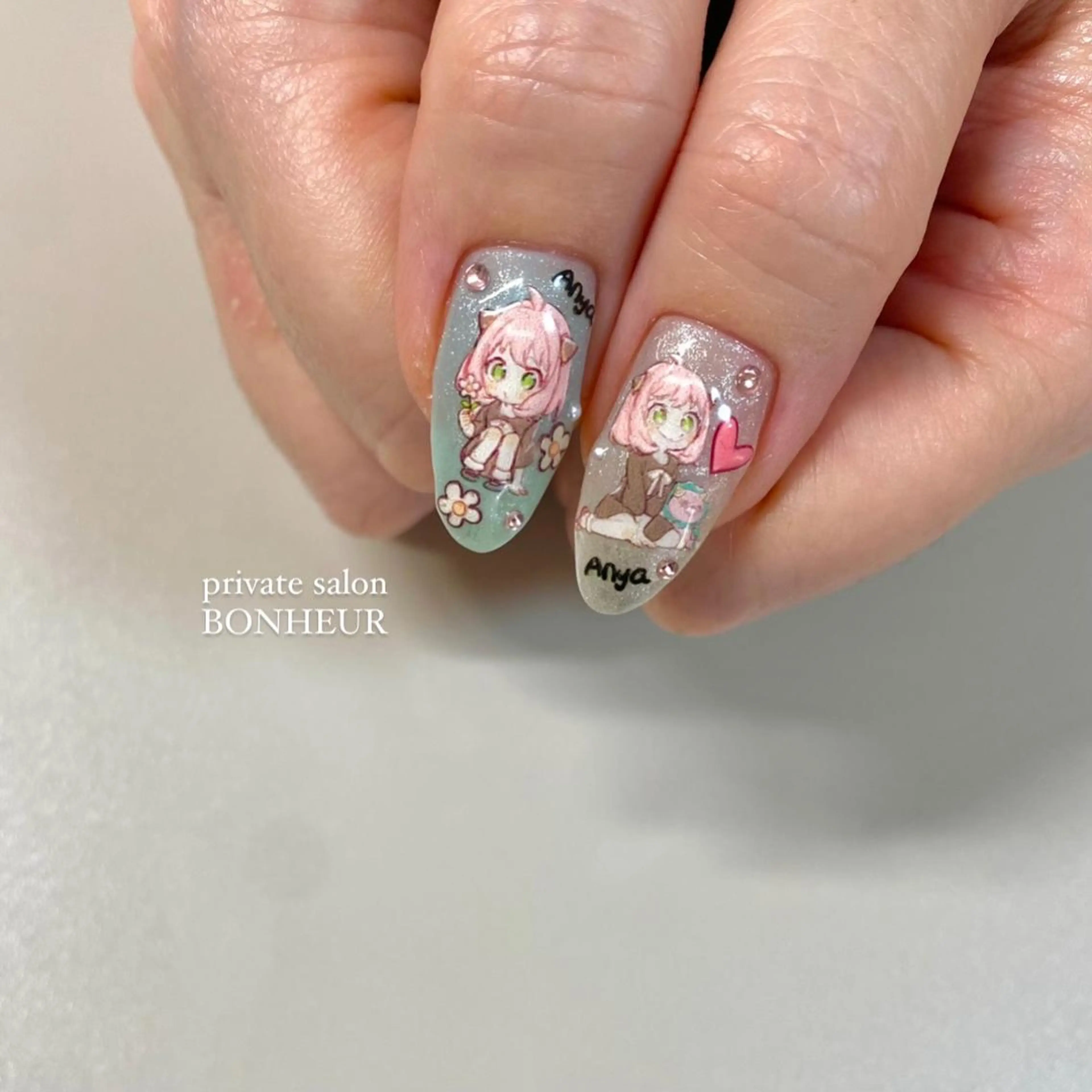 ネイル ハンドネイル BONHEUR Annaのネイルデザイン