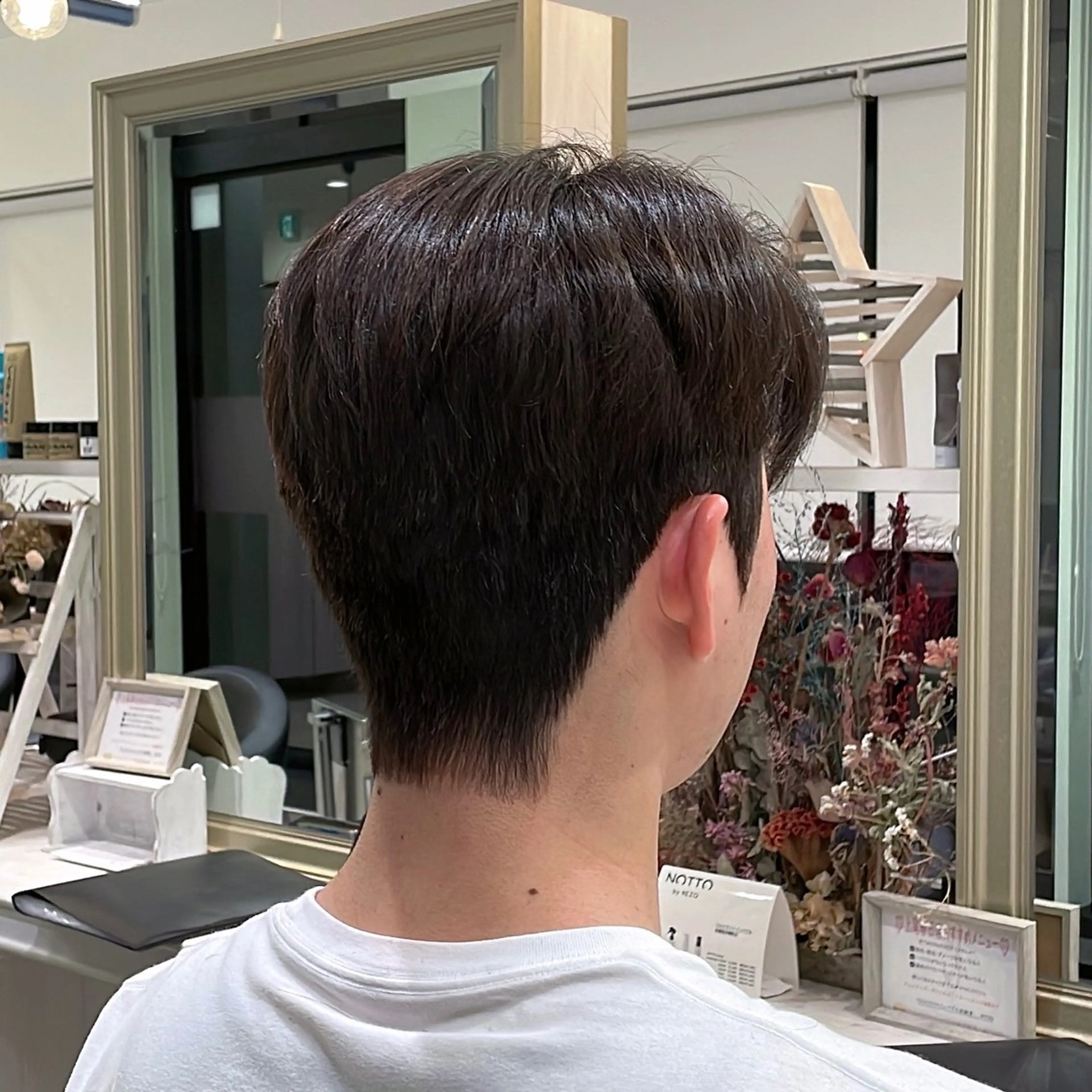 ショート パーマ ヘアアレンジ メンズ パク・ボミン小野リエ 韓国ハーフ🦊のヘアスタイル