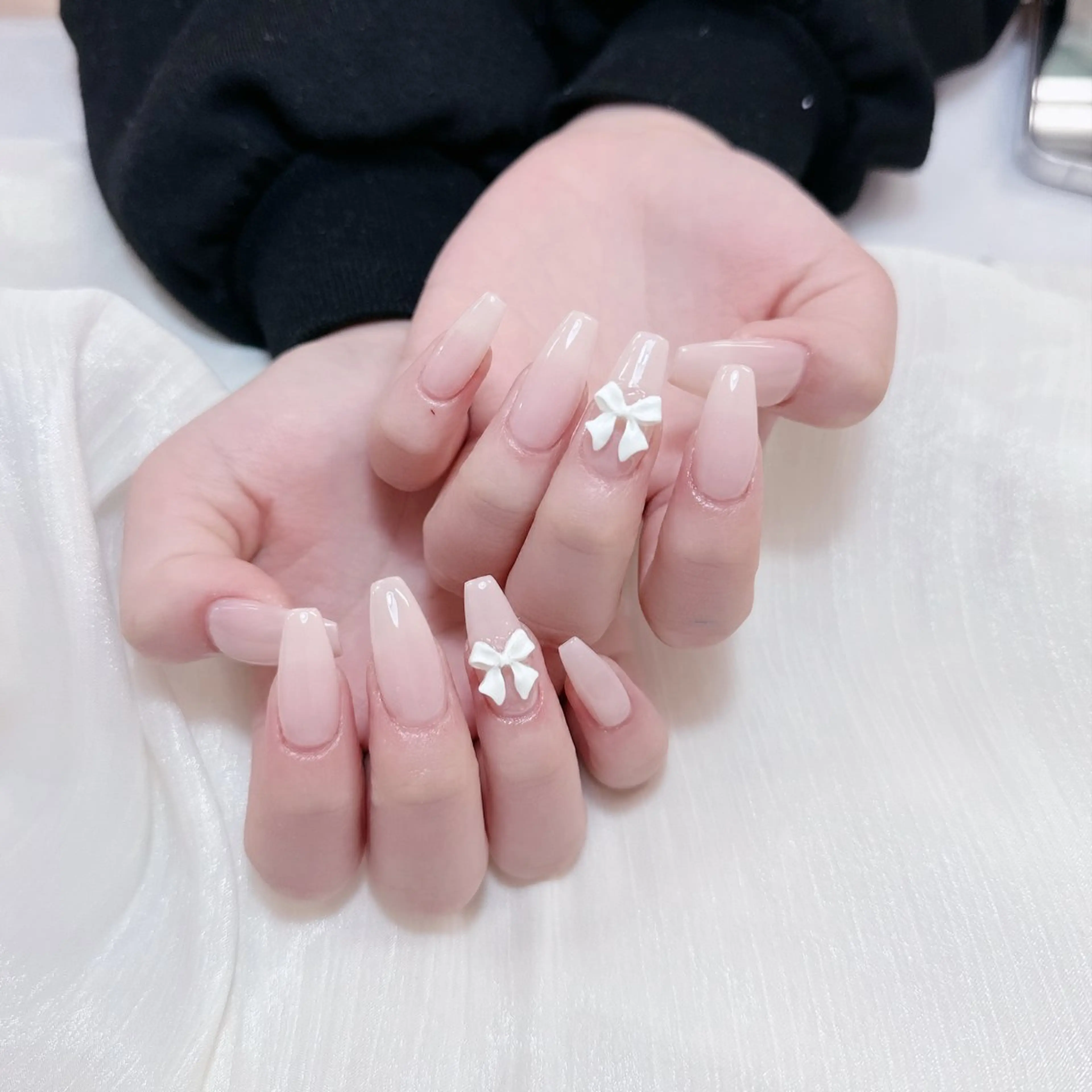 ネイル チークネイル 成人式 フレンチネイル グラデーション 氷ネイル・うるうるネイル ハンドネイル 陳 rinaのネイルデザイン