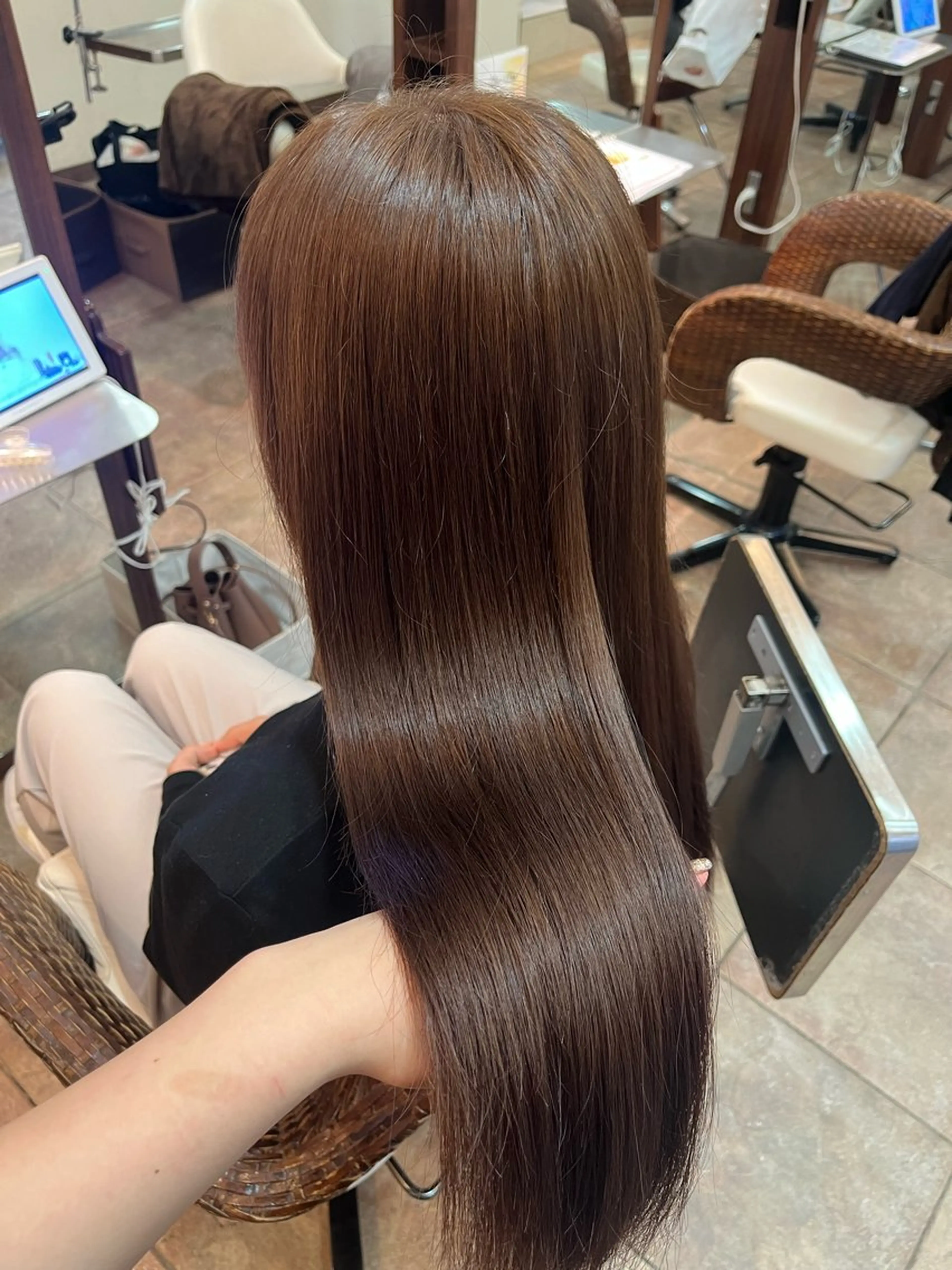 【18:00​〜​のみ⭕️】フルカラー(トーンアップ)+トリートメントモデル🥺🫧の写真