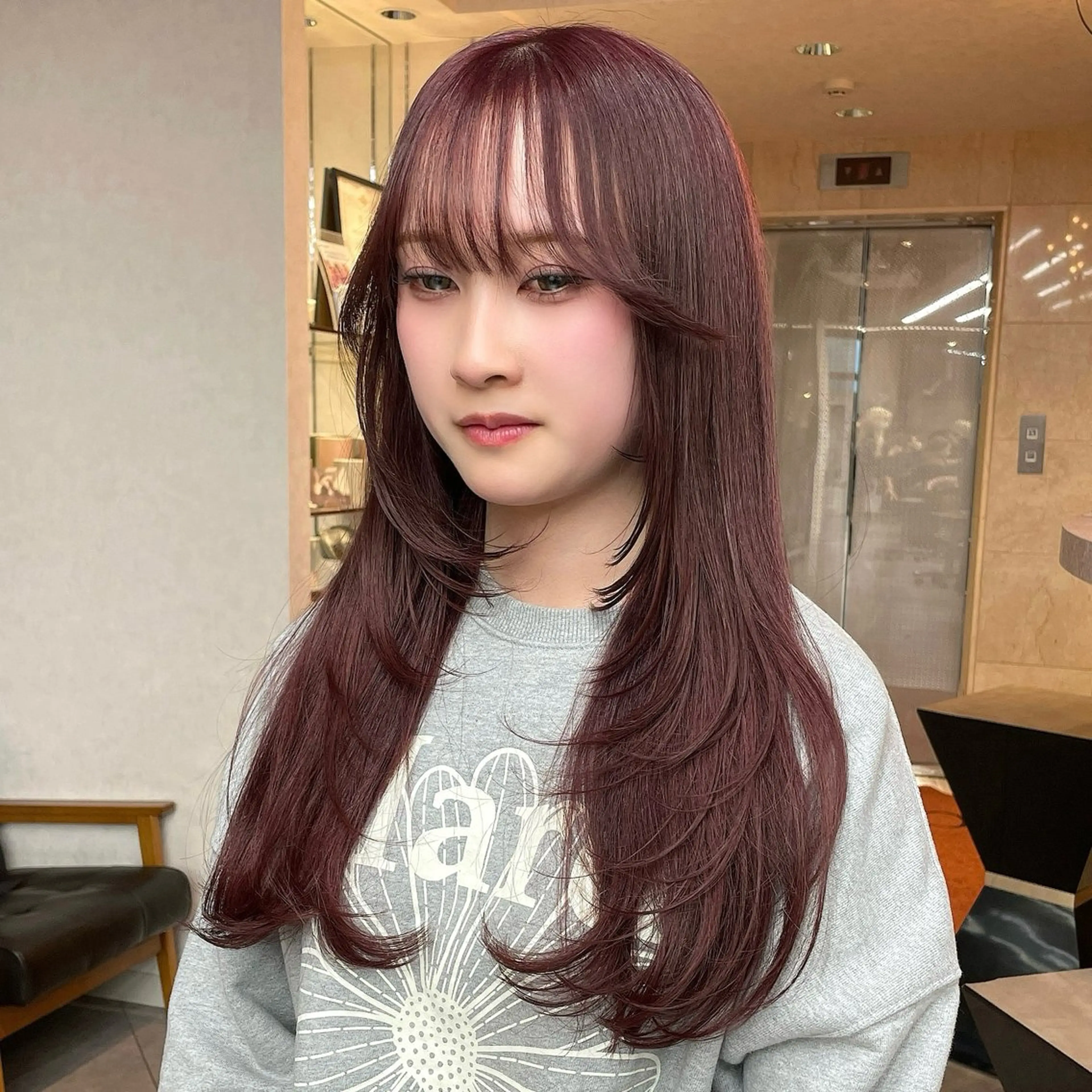 【ミニモ限定🐣】ブリーチなしダブルカラー＋カット+トリートメント¥11000【レイヤー/髪質改善/顔周り/暖色/寒色】の写真