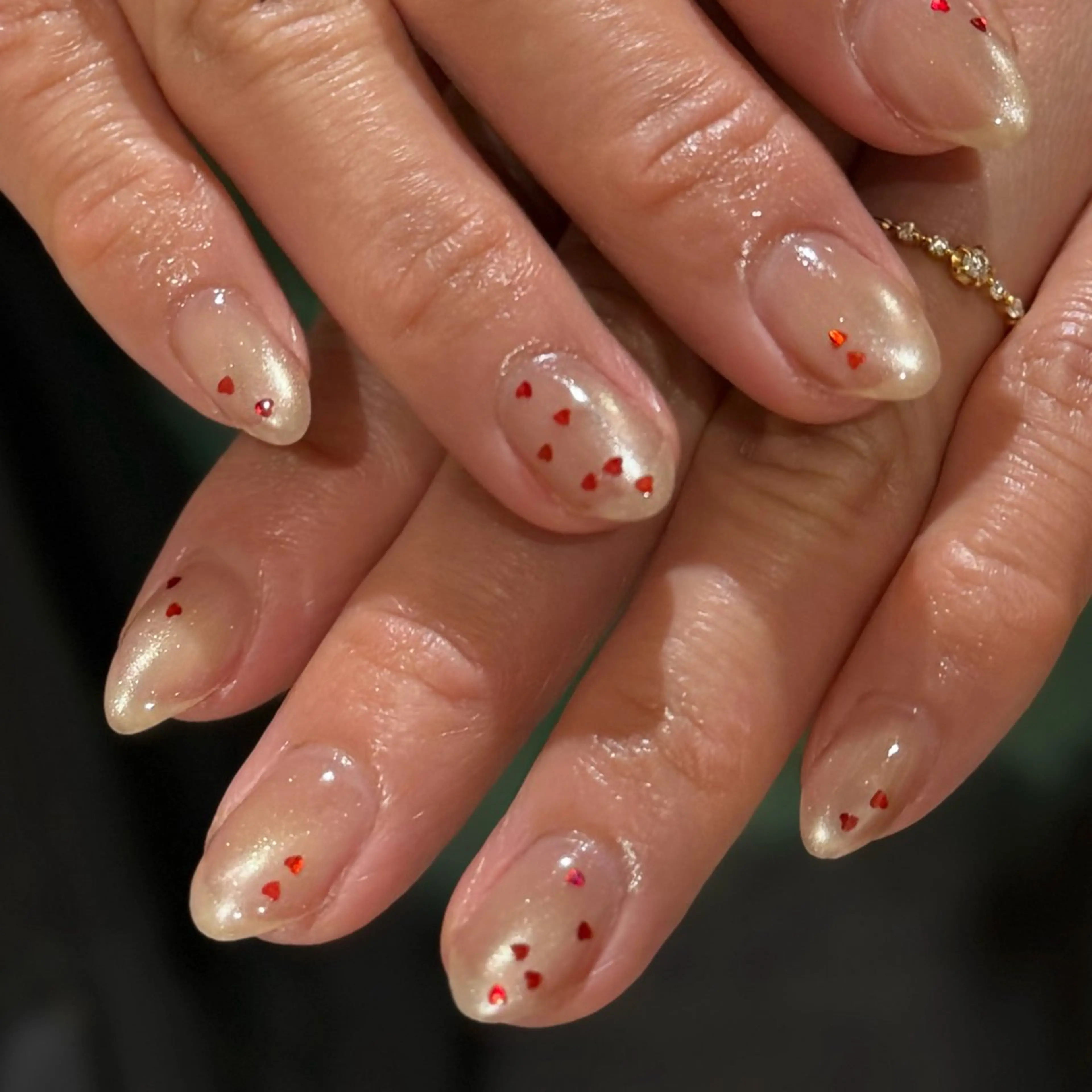 ネイル ハート ハンドネイル Tigris.所属・Tigris. sadamotoのネイルデザイン