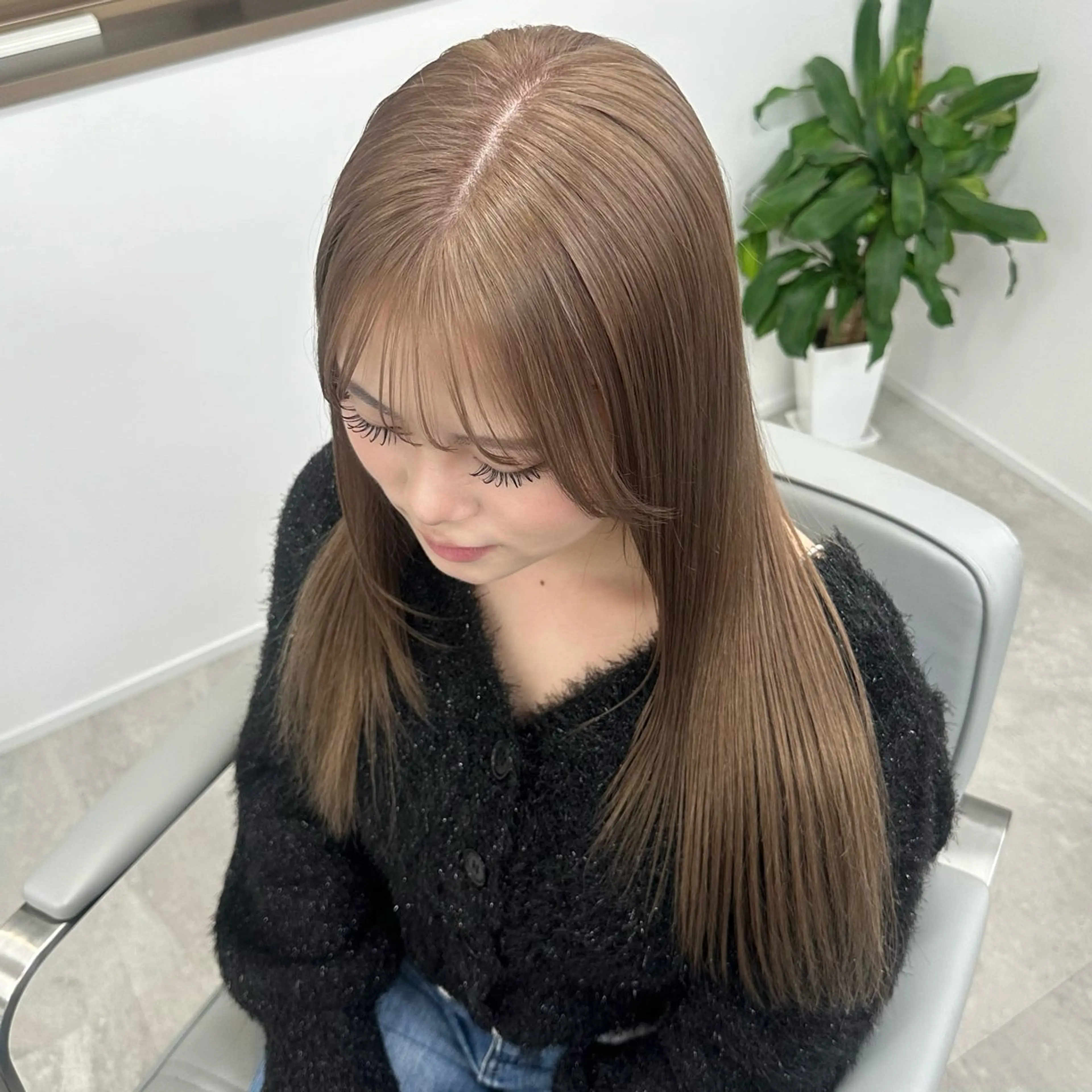 セミロング カラー ヘアカラー トリートメント REAL 心斎橋所属・ブリーチ/ベージュ /デザイン🦋ナツミのヘアスタイル