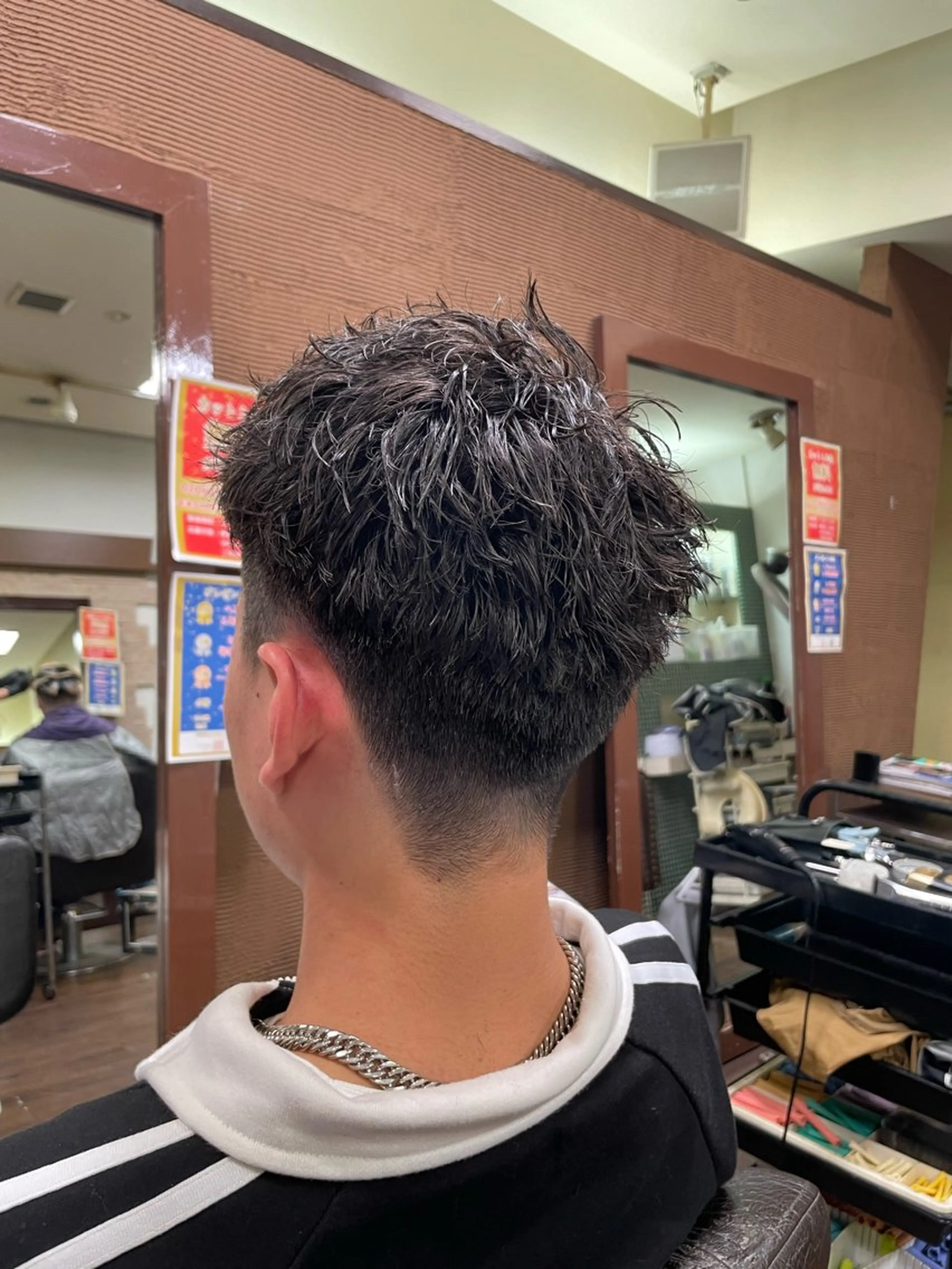 ショート OZON所属・⚡️メンズヘア専門 一瀬の眉毛・アイブロウイメージ