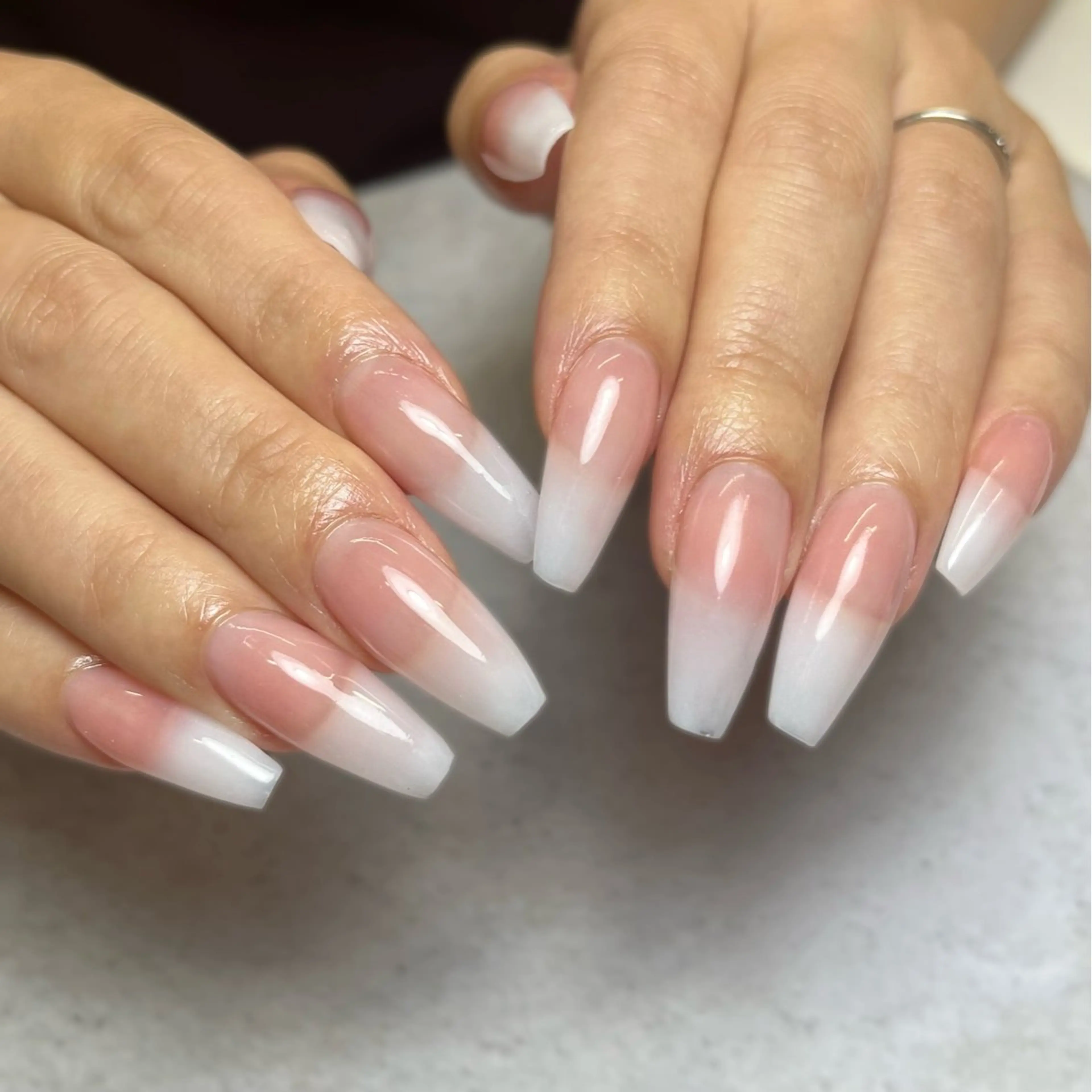 ネイル 長さ出し BURGUNDY norikoのネイルデザイン