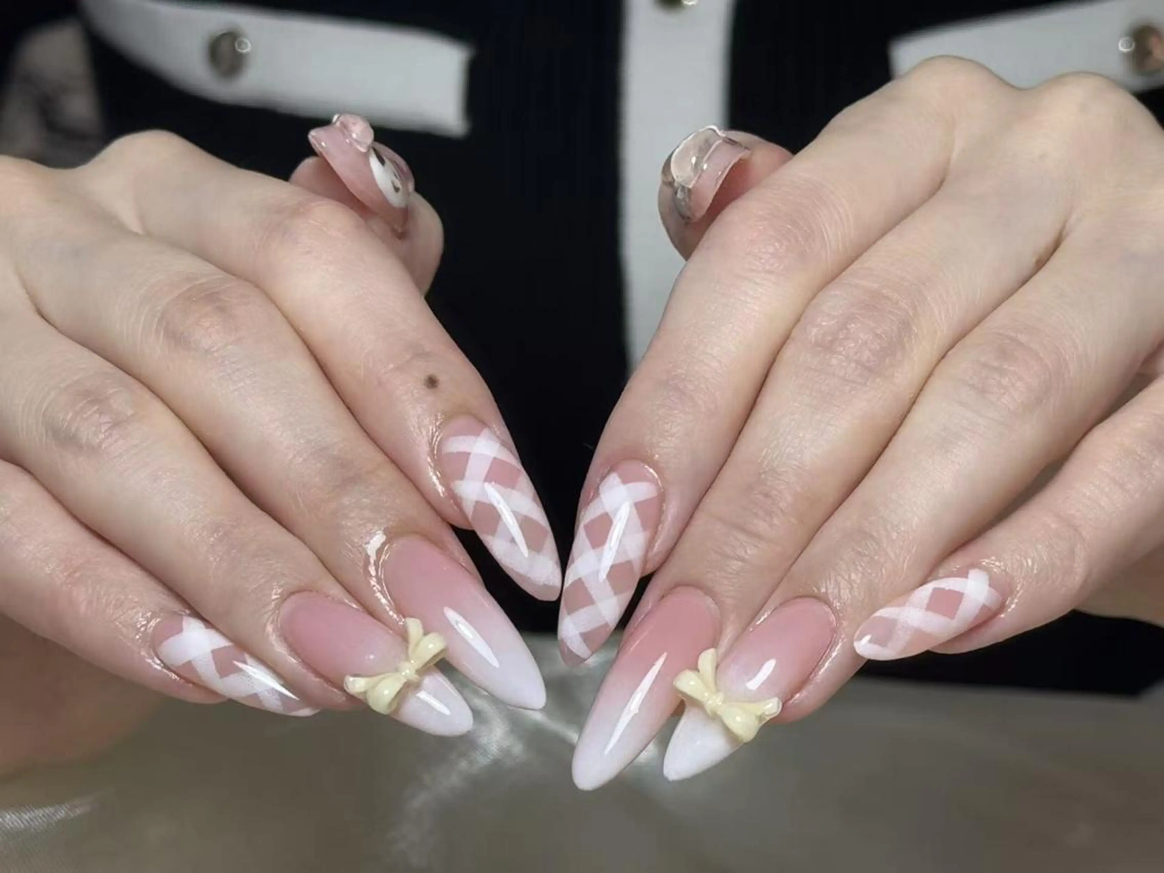 ネイル 持ち込み ハンドネイル るか 池袋のネイルデザイン