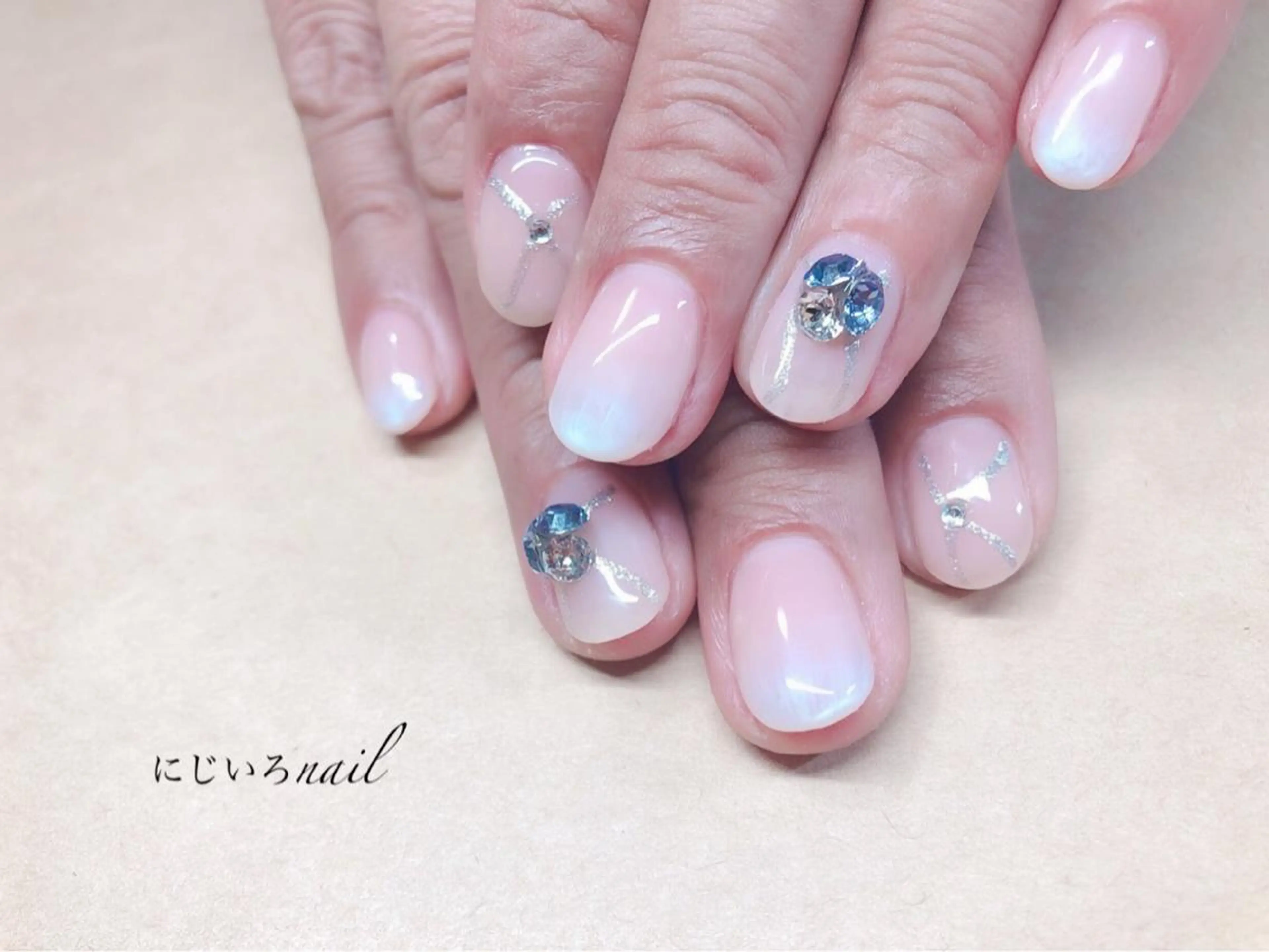 ネイル にじいろ nailのネイルデザイン