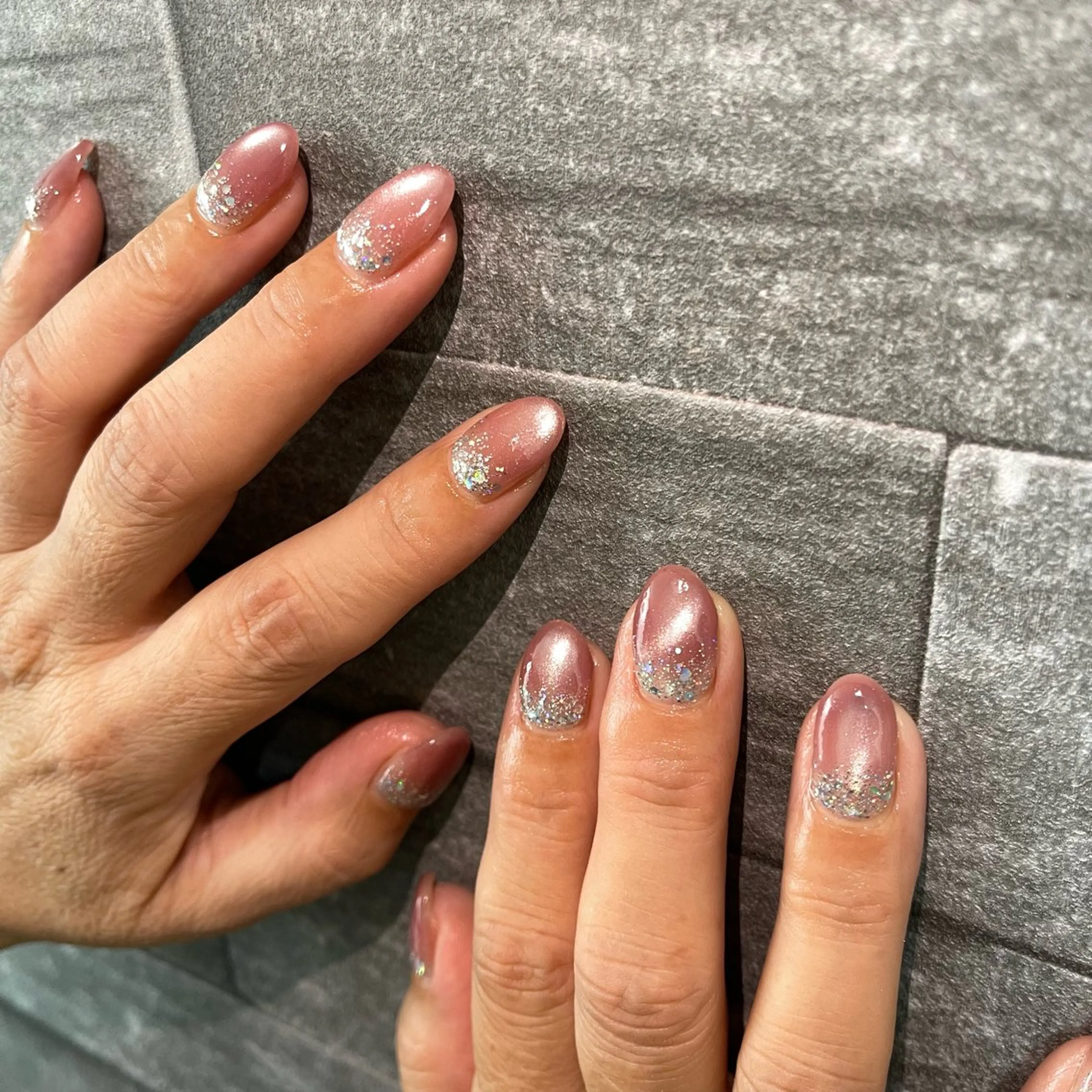 ネイル グラデーション ラメ(グリッター) ラメグラデーション マグネットネイル ネイルサロン Annieのネイルデザイン