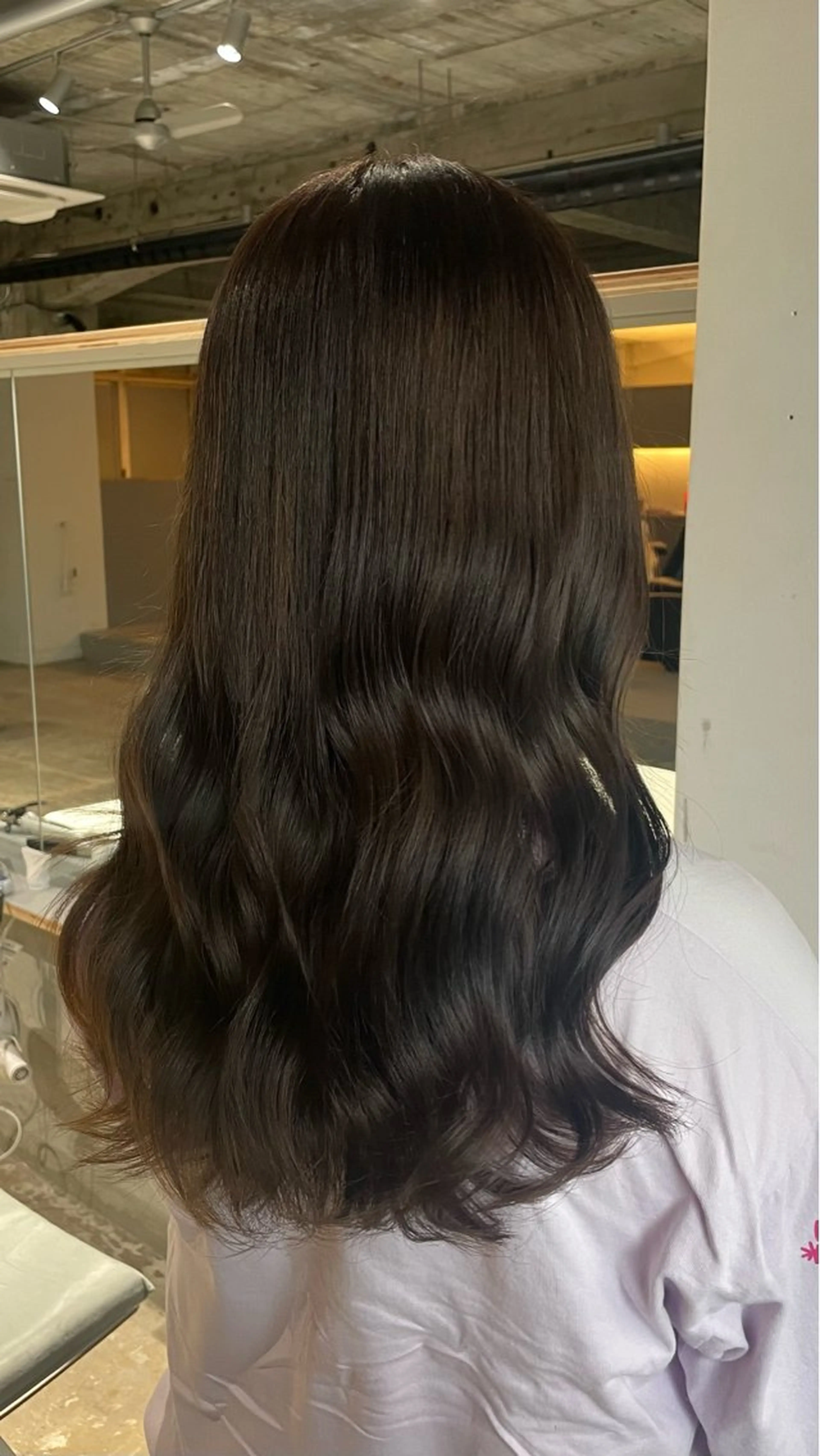 セミロング カット ヘアカラー 安藤 まりのヘアスタイル