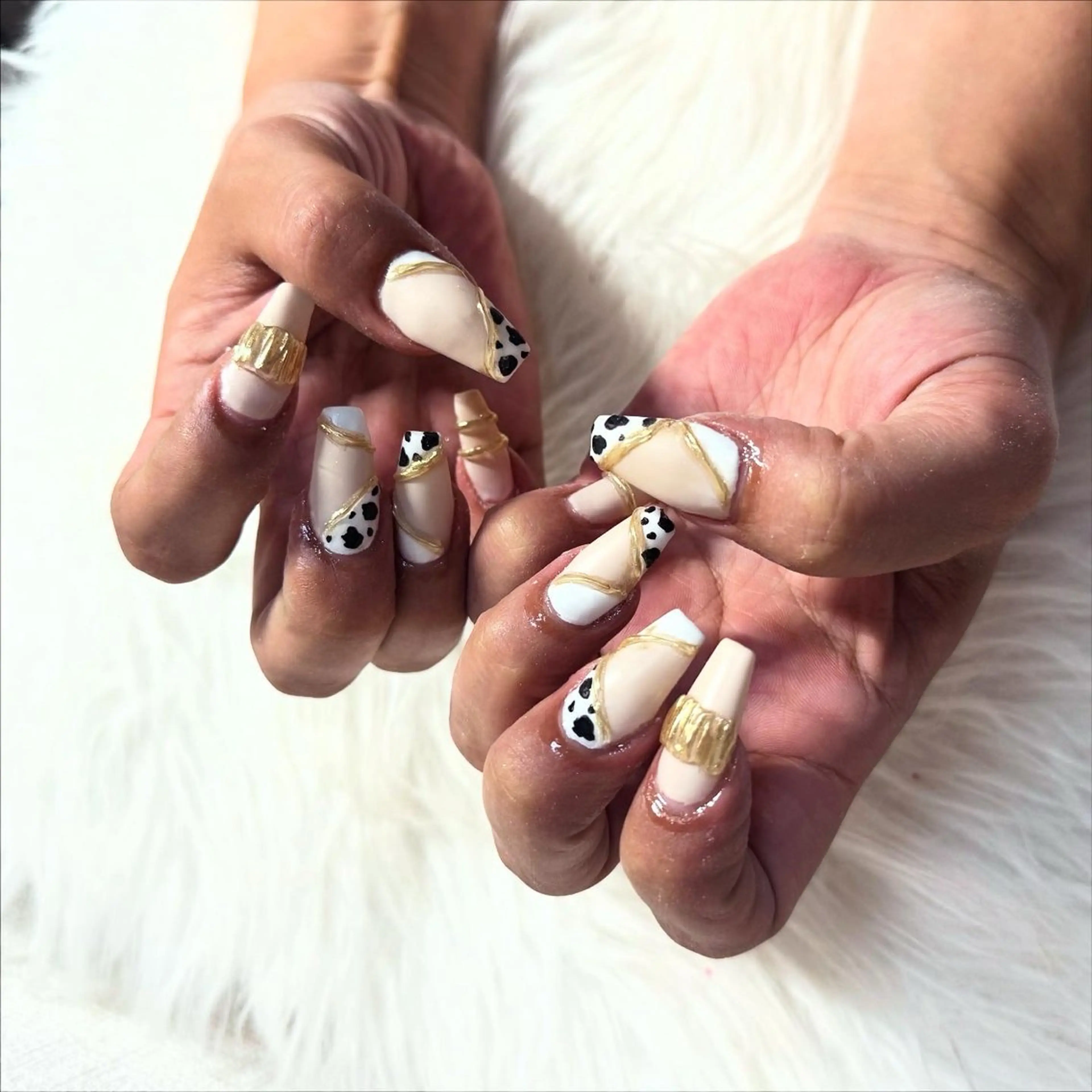 ロング ハンドネイル mao .のネイルデザイン