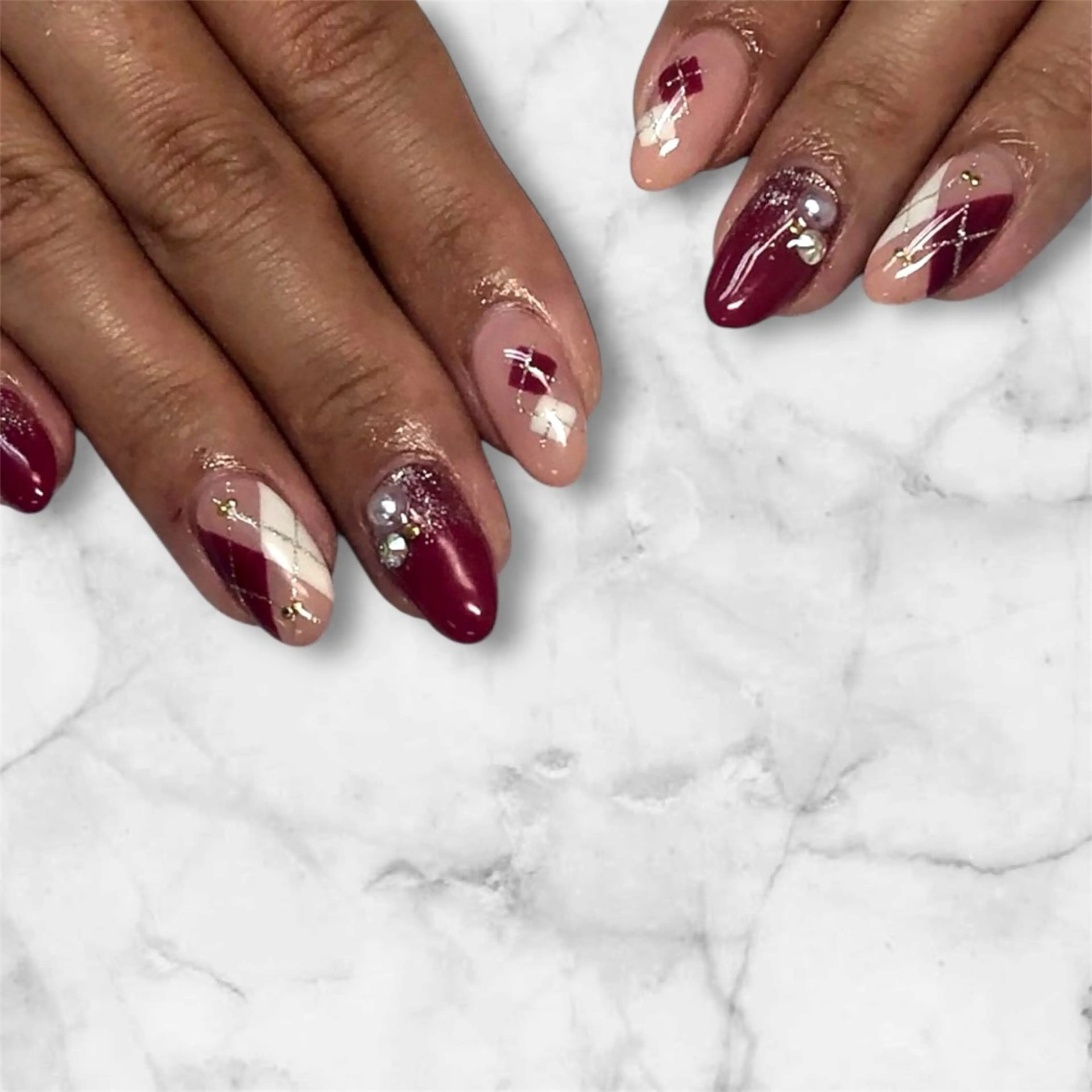 ネイル 持ち込み ハンドネイル i'm nailのネイルデザイン