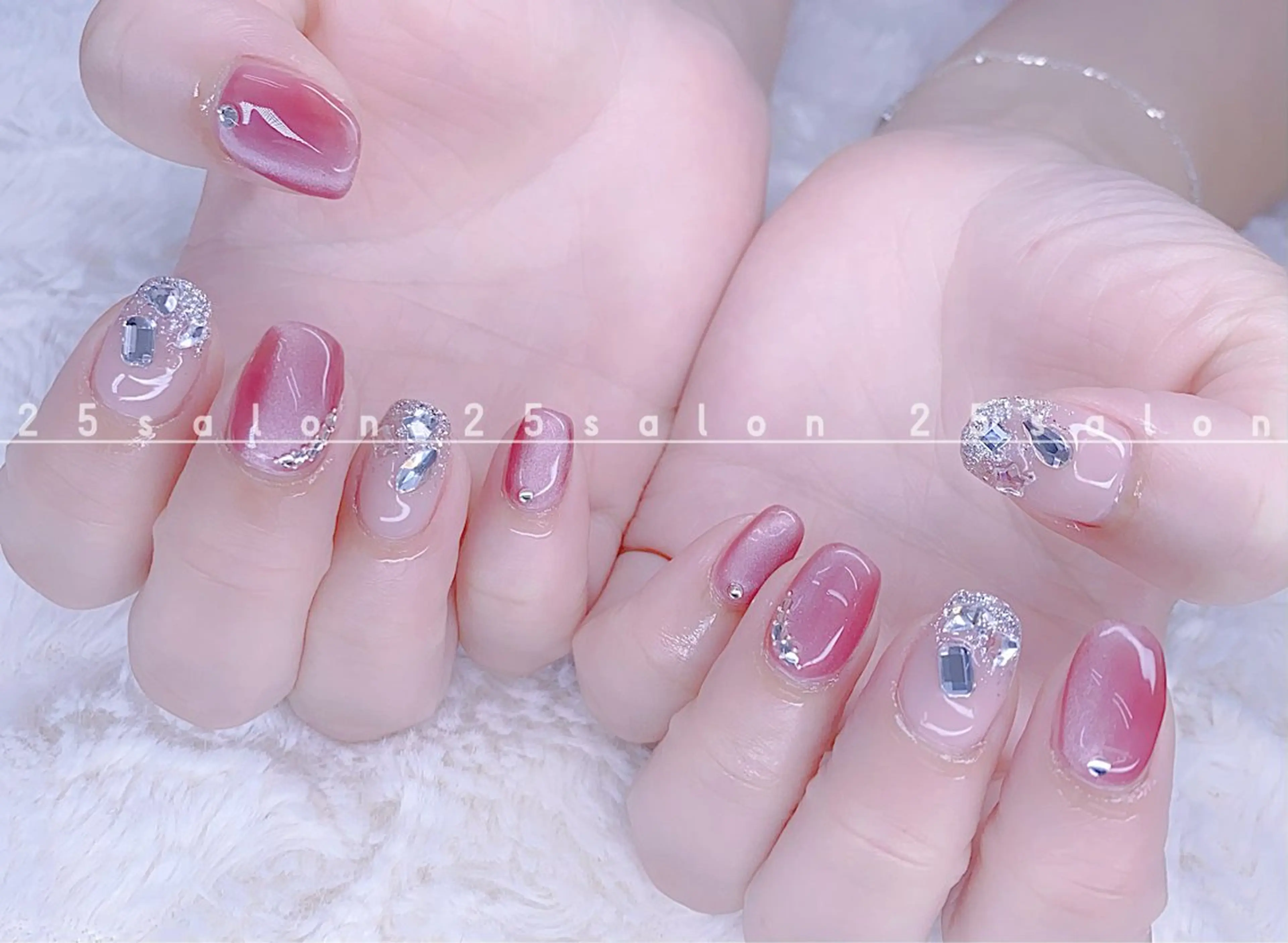 ネイル ジェルネイル 韓国ネイル ニュアンスネイル パラジェル ワンホンネイル 2 5のマツエク・マツパデザイン