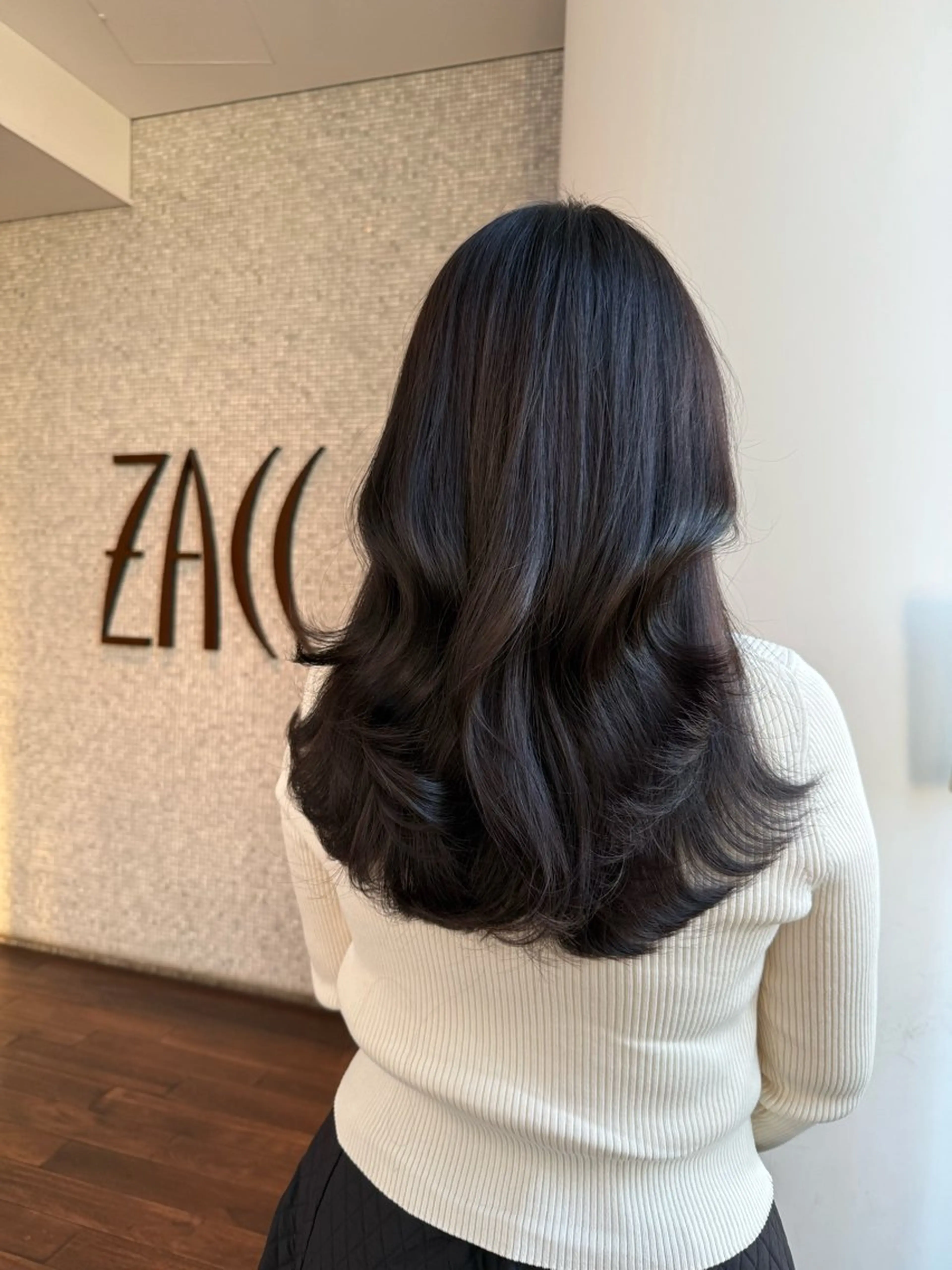 ロング レイヤーカット ZACC Vie所属・森川 翔太のヘアスタイル