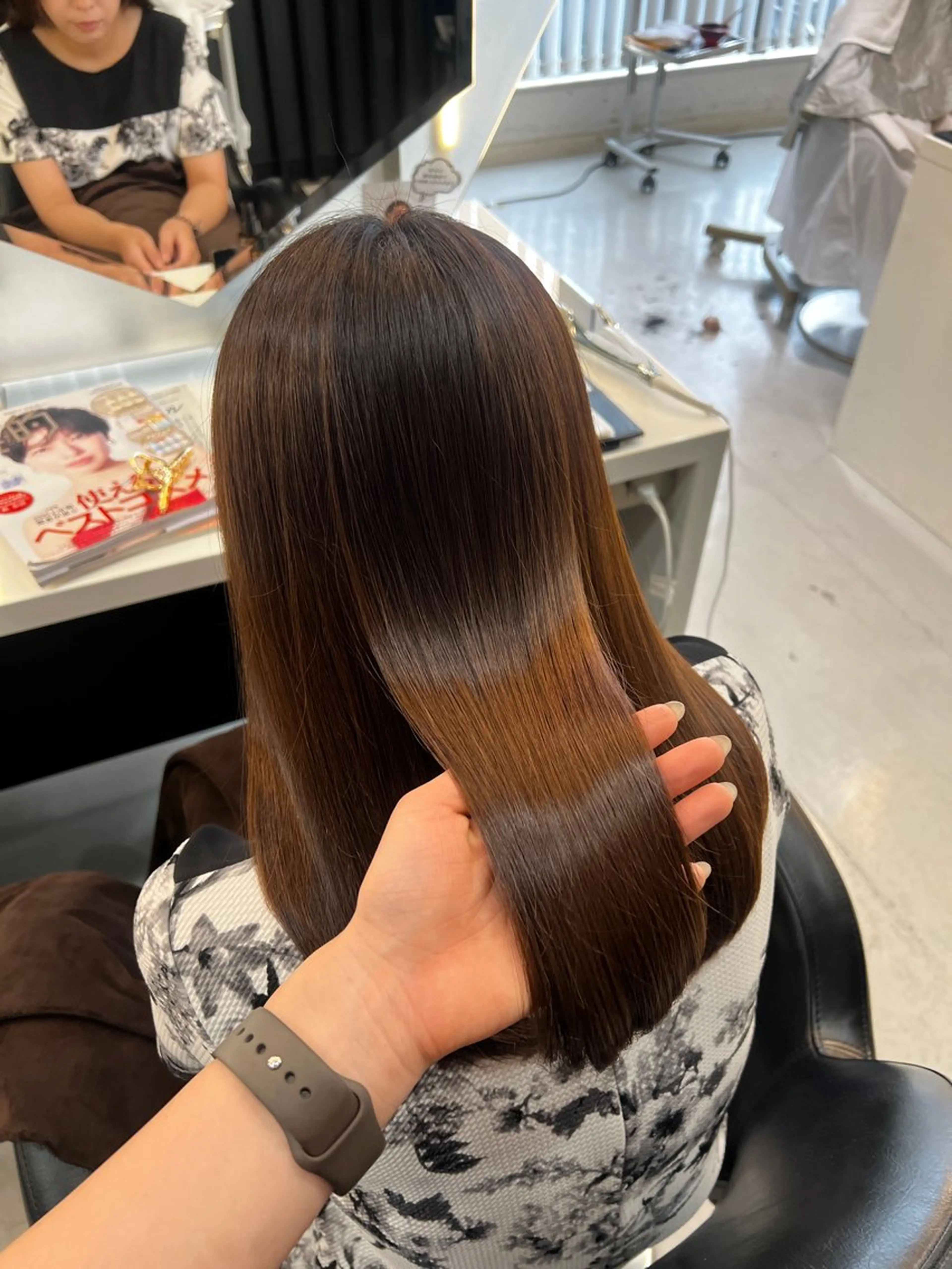 セミロング 縮毛矯正 トリートメント 韓国風顔まわり/ベー ジュ/マツエク♡美咲のヘアスタイル