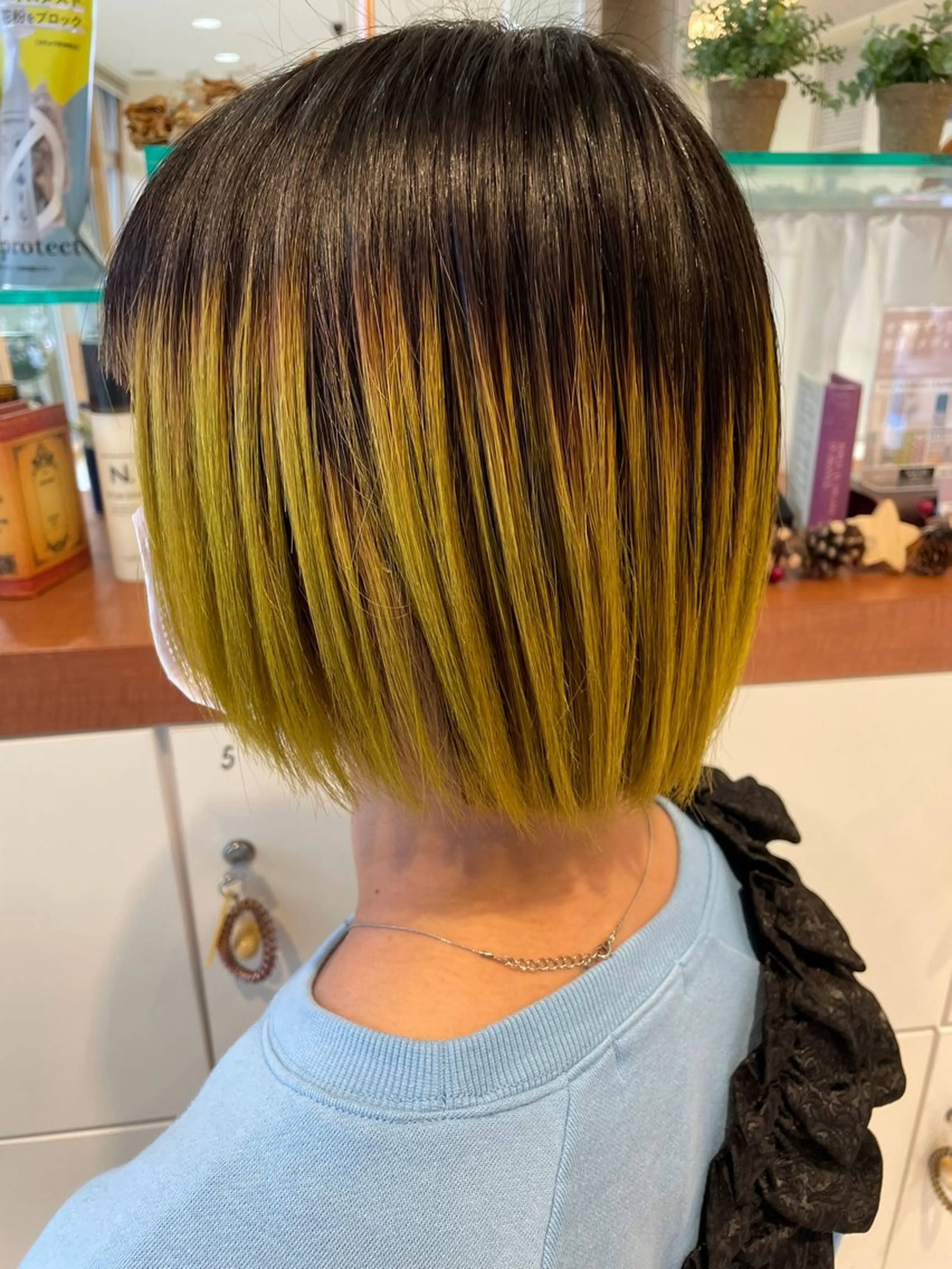 ミディアム カット ヘアカラー トリートメント 日置 大智のヘアスタイル