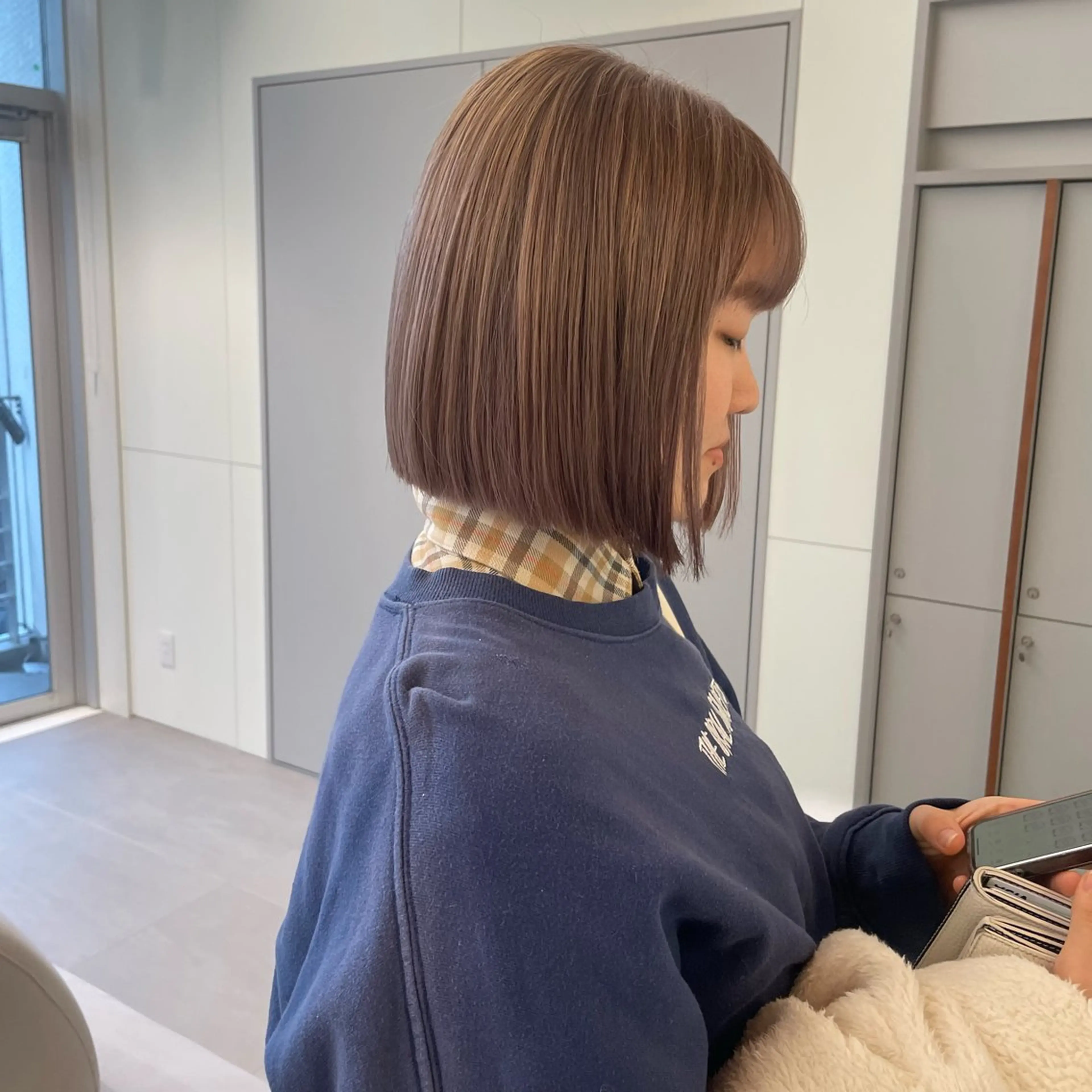 ショート カラー ベージュカラー ブリーチ 透明感カラー ダブルカラー ヘアカラー トリートメント ブリーチ/レイヤー 🌻Mutsumiのヘアスタイル