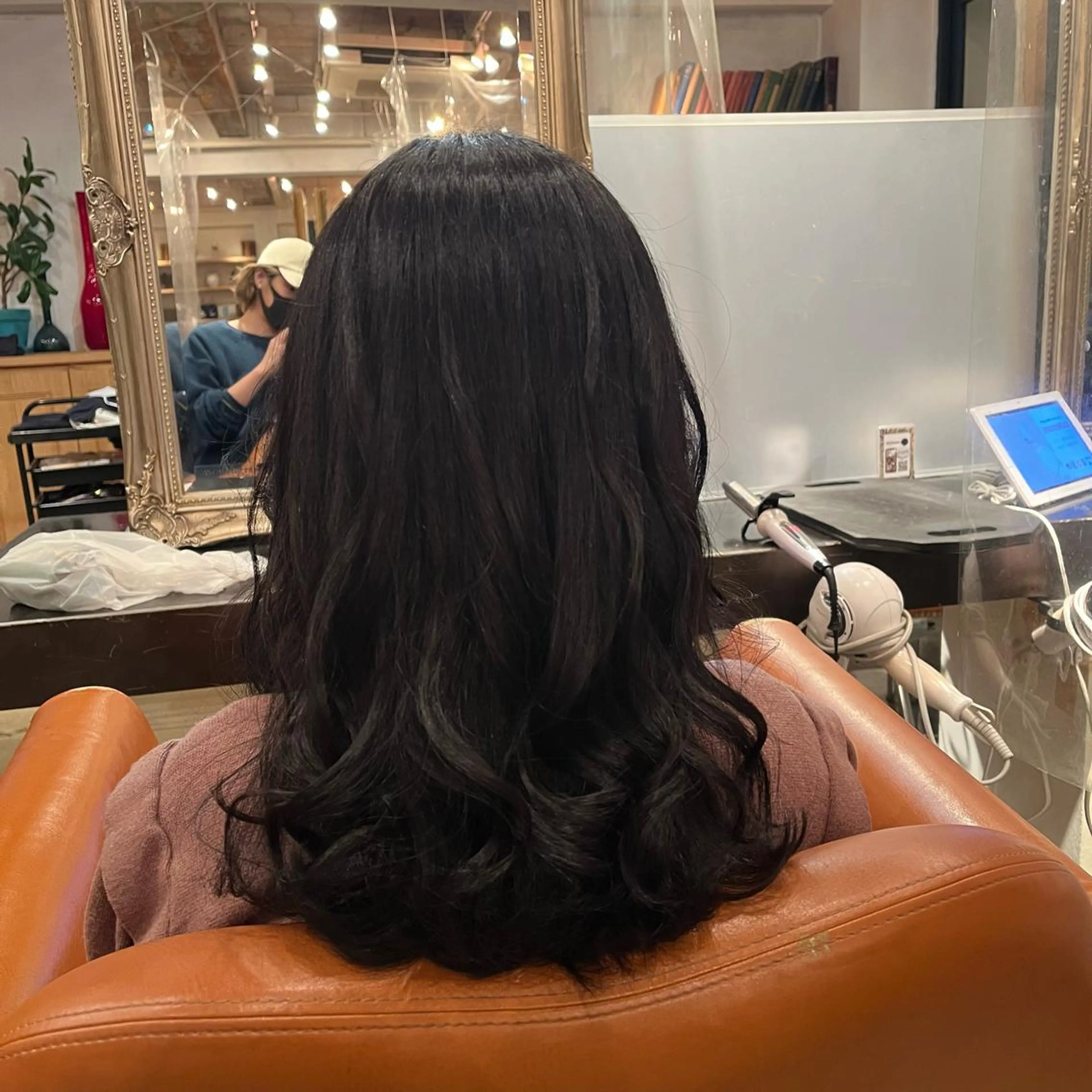 セミロング カット トリートメント 髪質改善/shuki 韓国/代表取締役のヘアスタイル