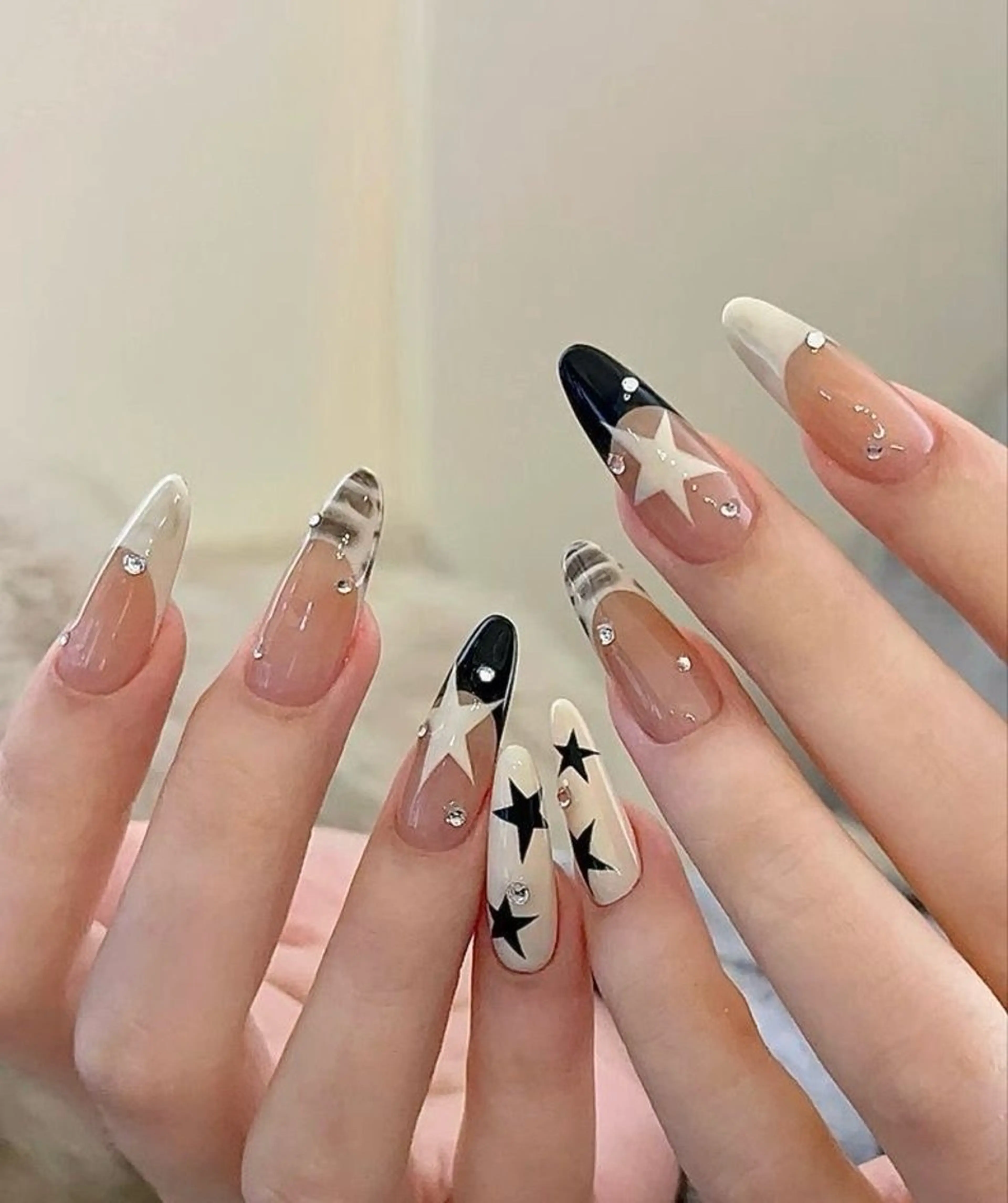 ネイル 韓国ネイル 持ち込み ネイルチップ ハンドネイル EMI ANA.CHUOのネイルデザイン