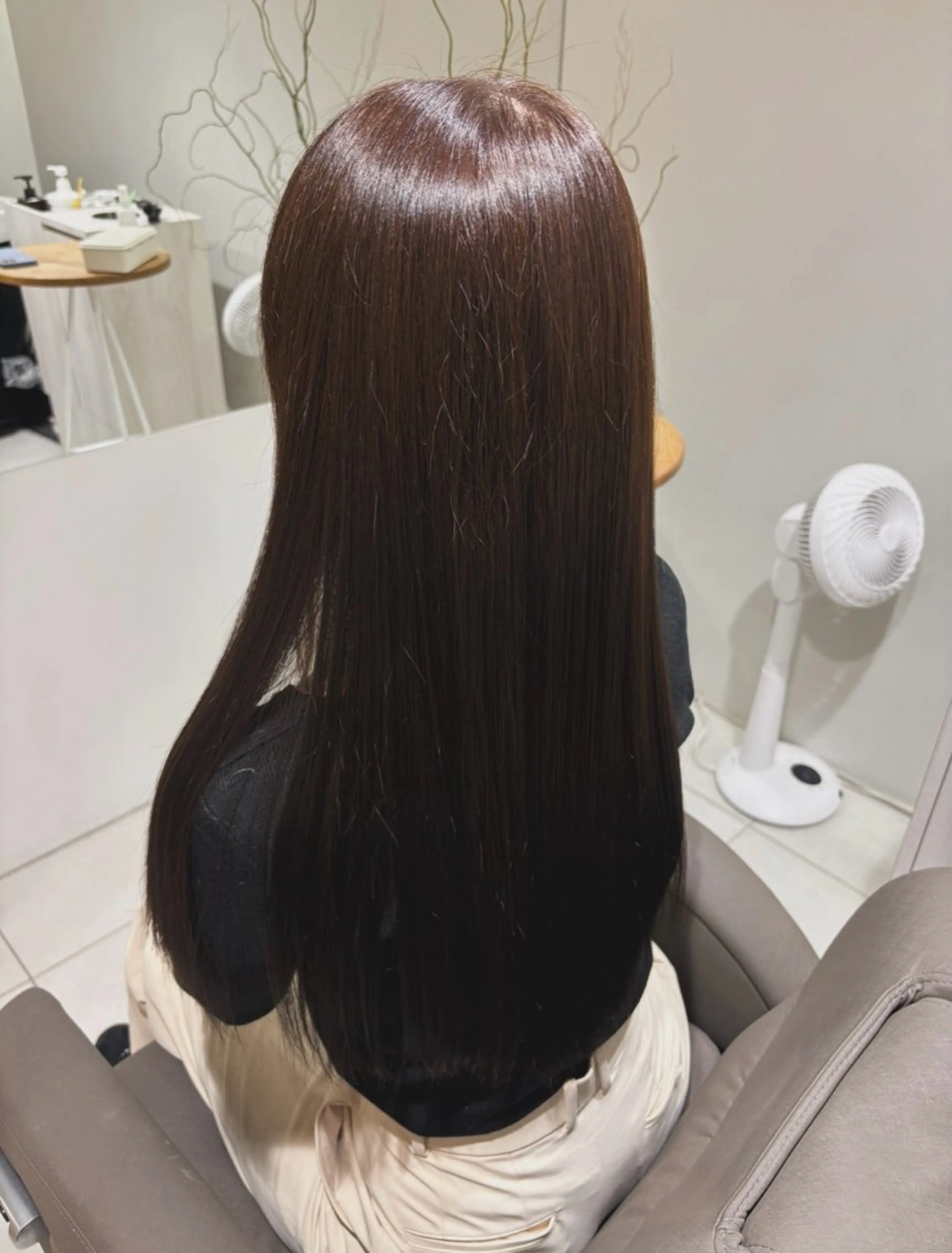 カラー ヘアカラー 白石 歩真のヘアスタイル