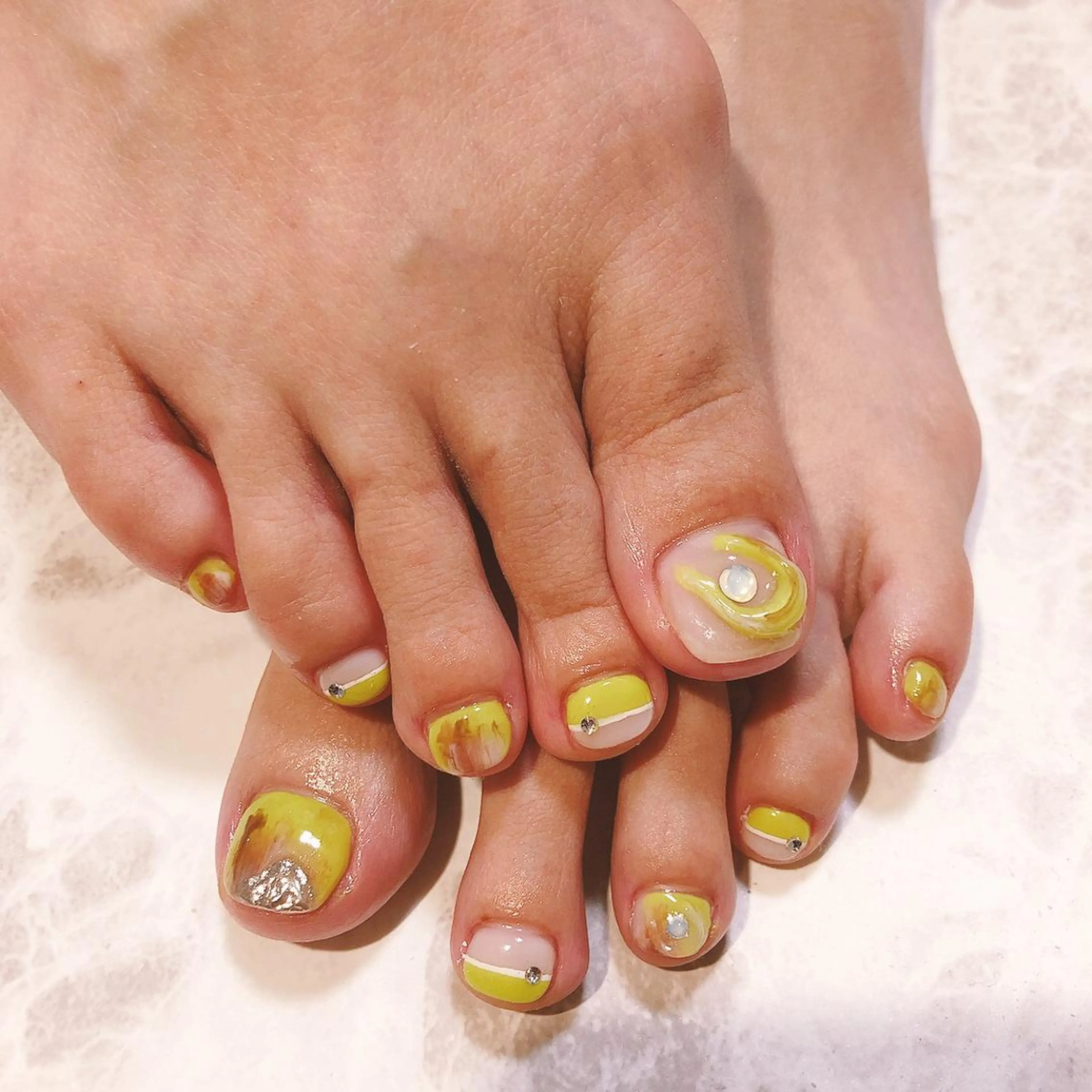 ネイル VIOLUS所属・VIOLUS 関目のネイルデザイン