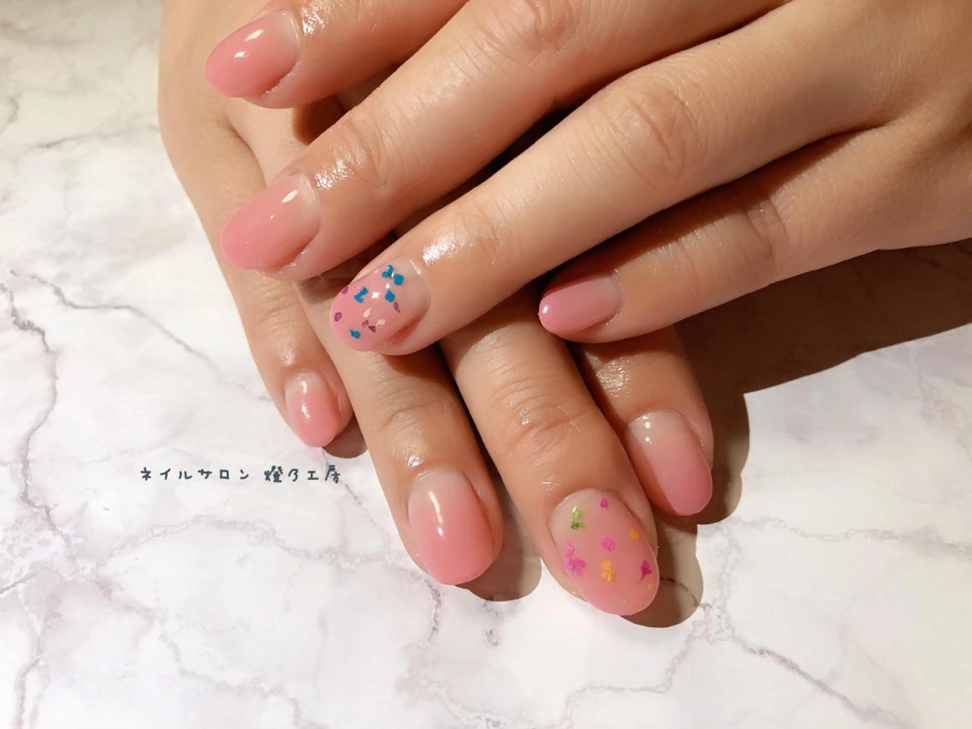 ネイル 伊藤 美里のネイルデザイン