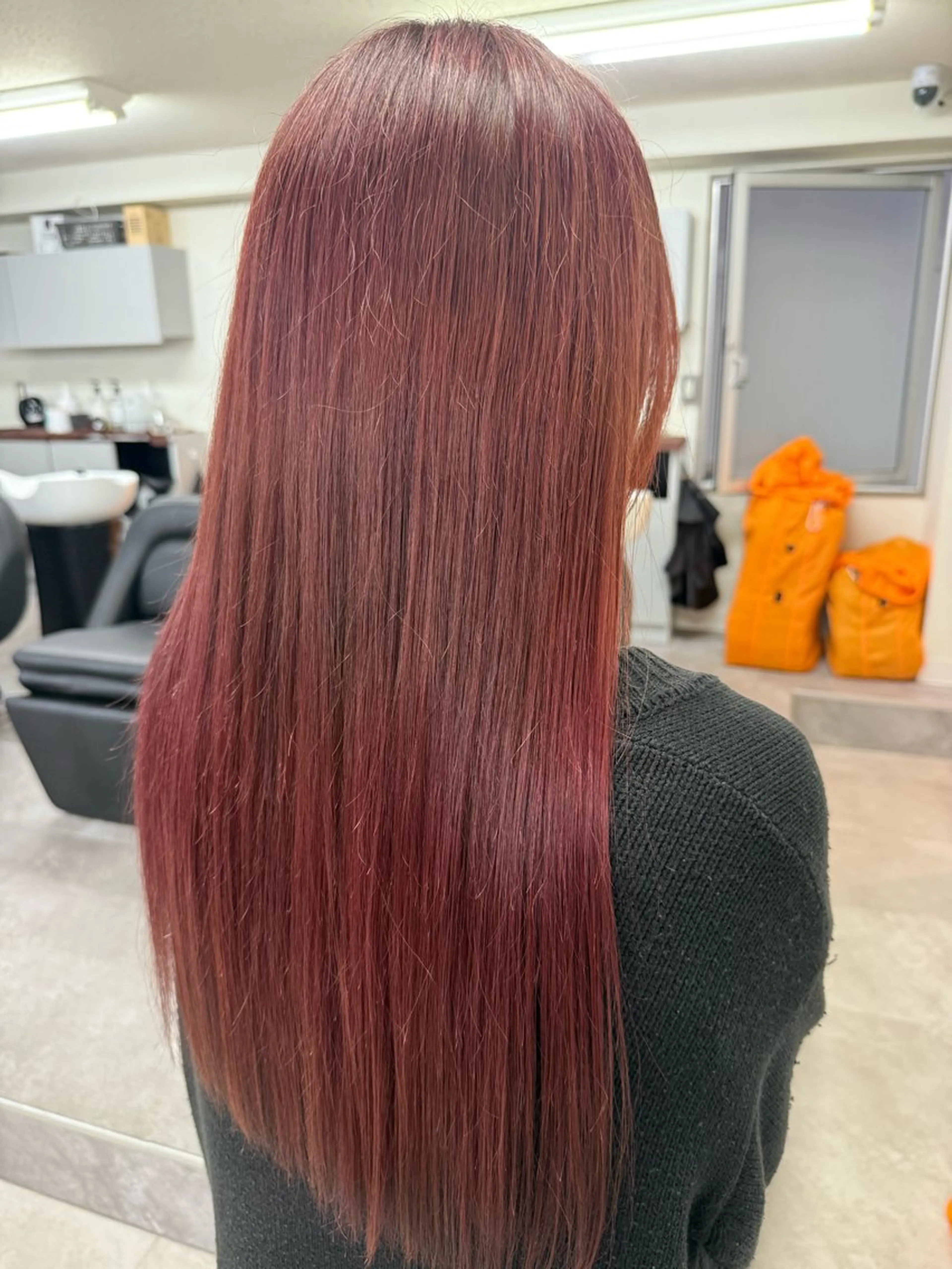 ロング カラー カット ヘアカラー ひろせ ちかなのヘアスタイル