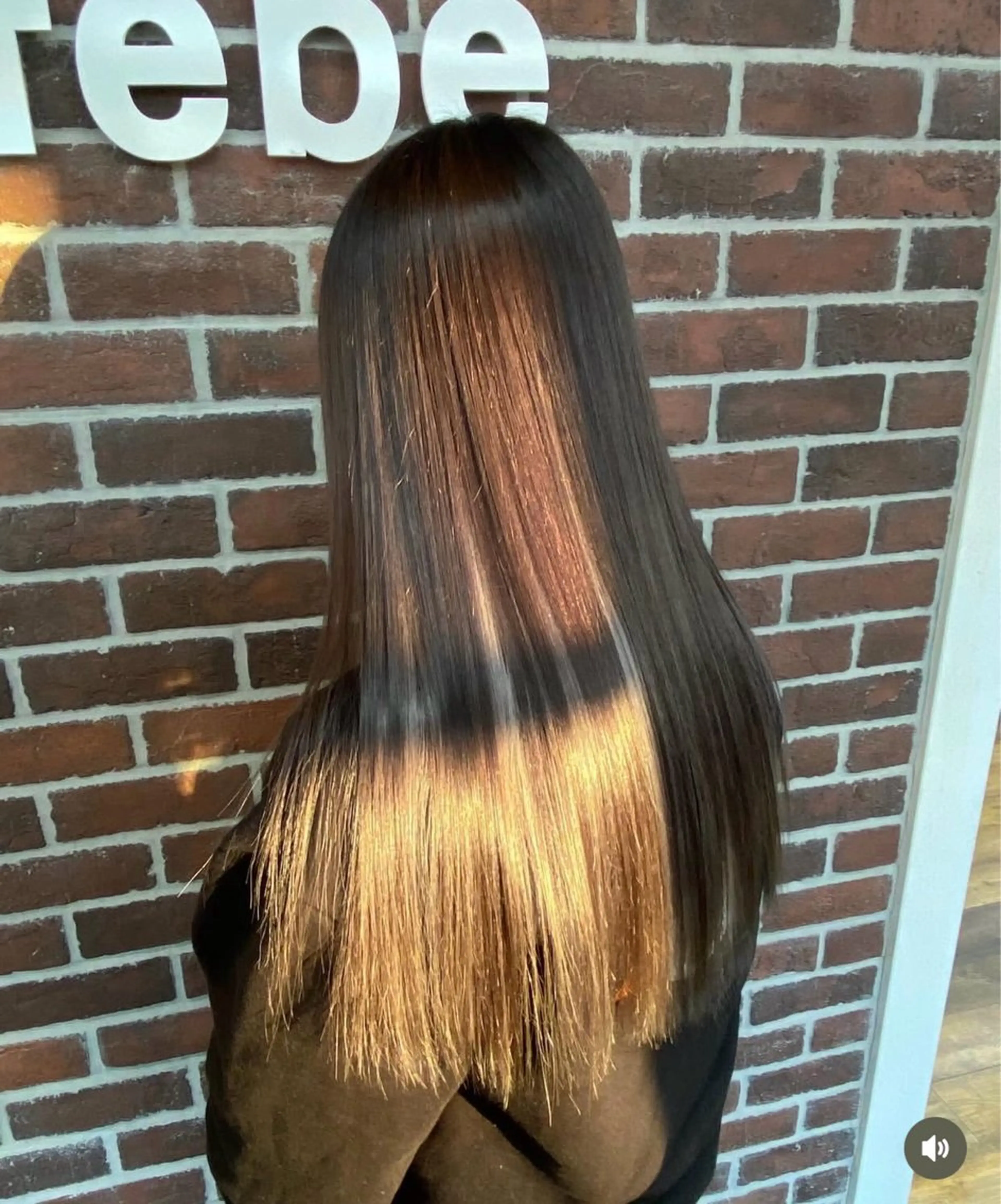 ロング momoka/ LifebeLiftのヘアスタイル