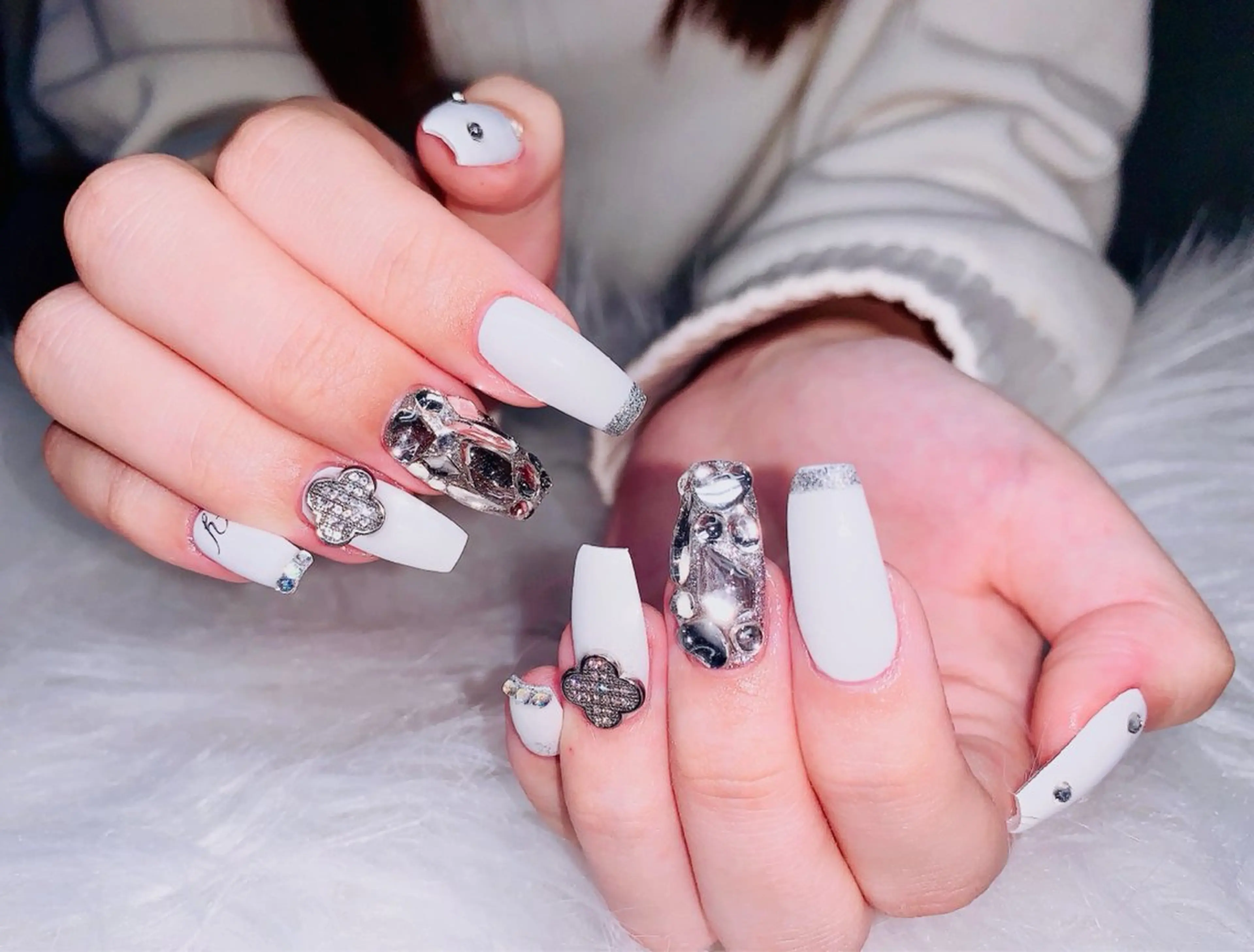 ネイル ゆず秋葉原 Vickyのネイルデザイン