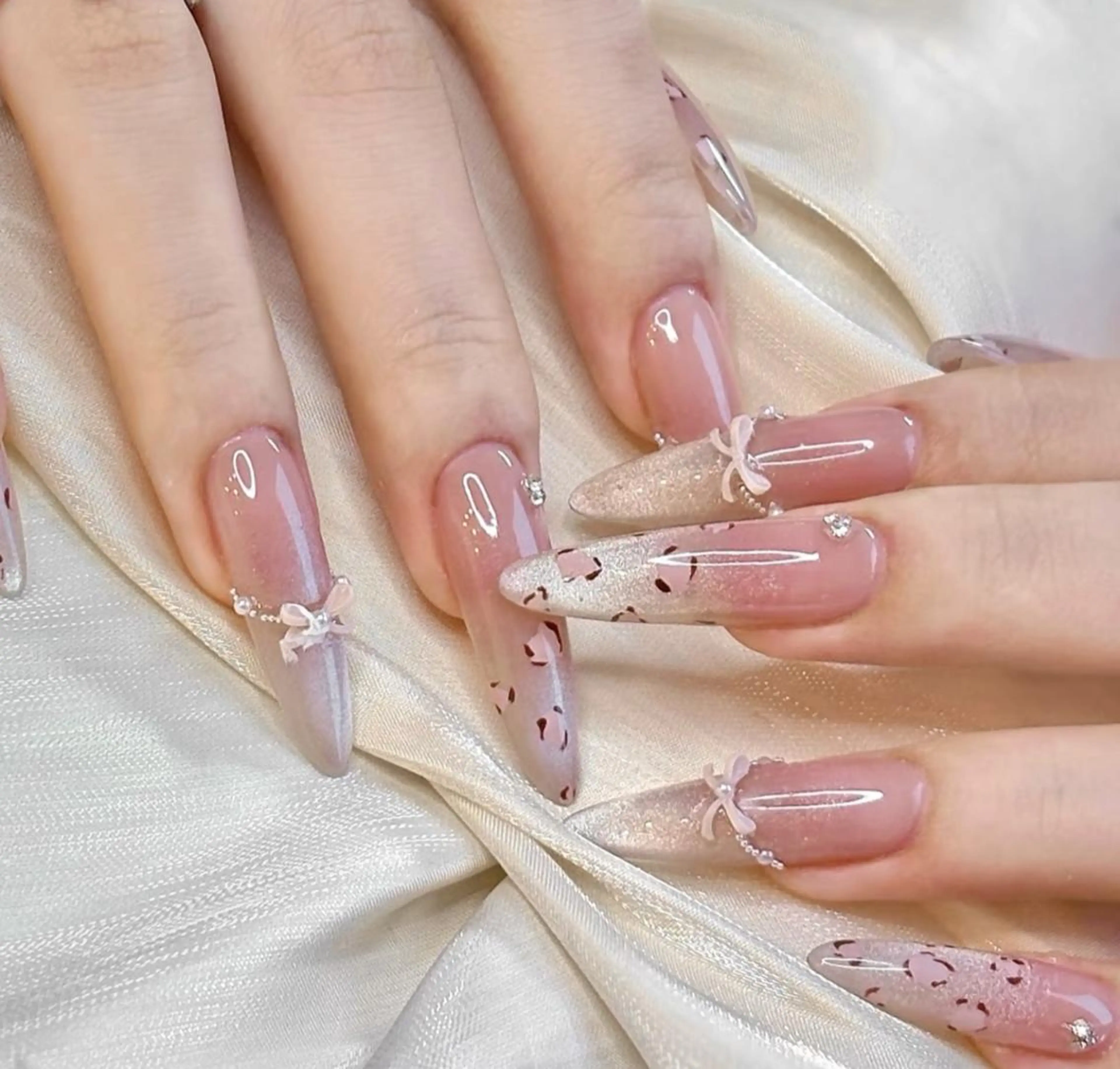 ネイル ハンドネイル 🎀 UU_nailのネイルデザイン