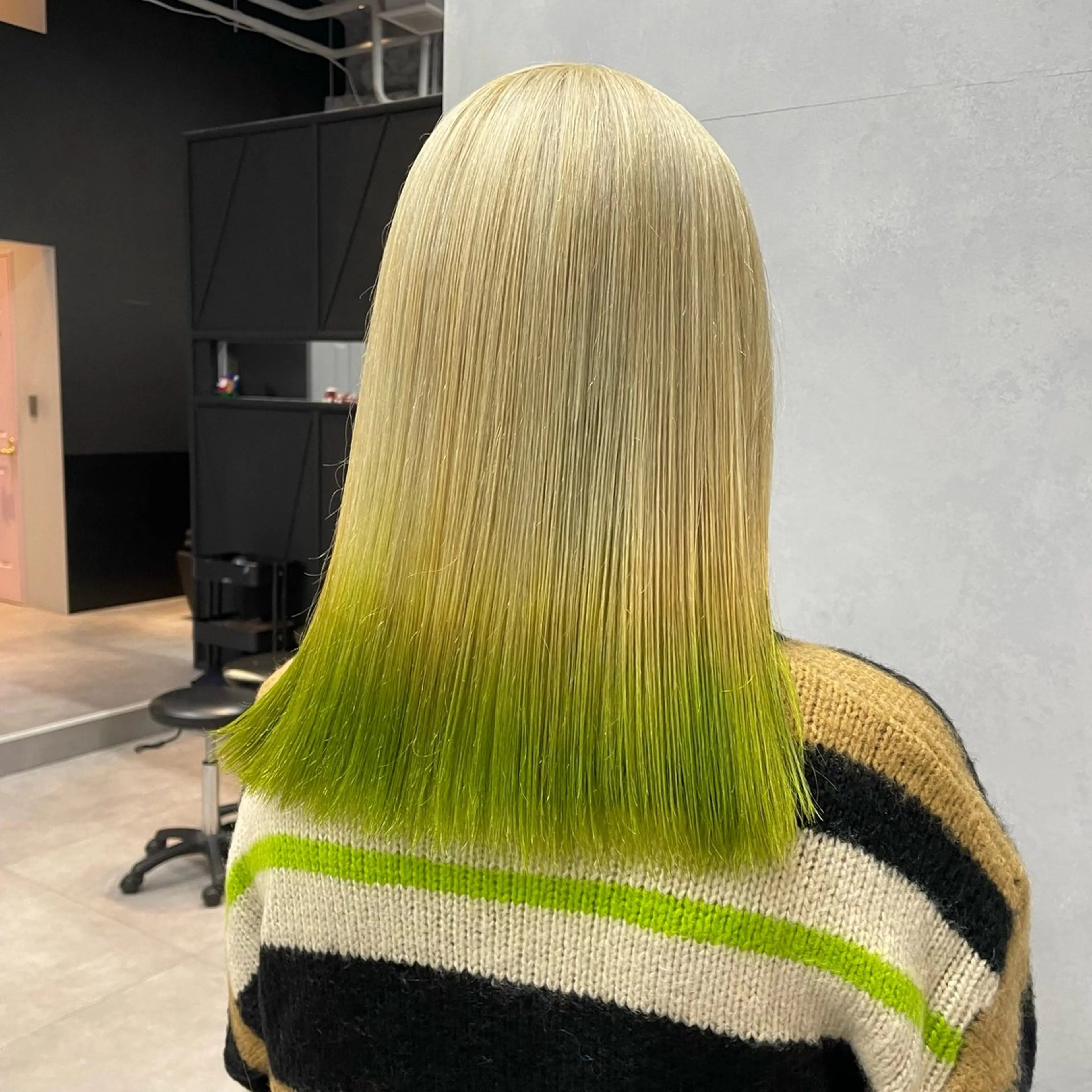 セミロング ヘアカラー 🫧艶髪/ブリーチ 🐳honami🫧のヘアスタイル