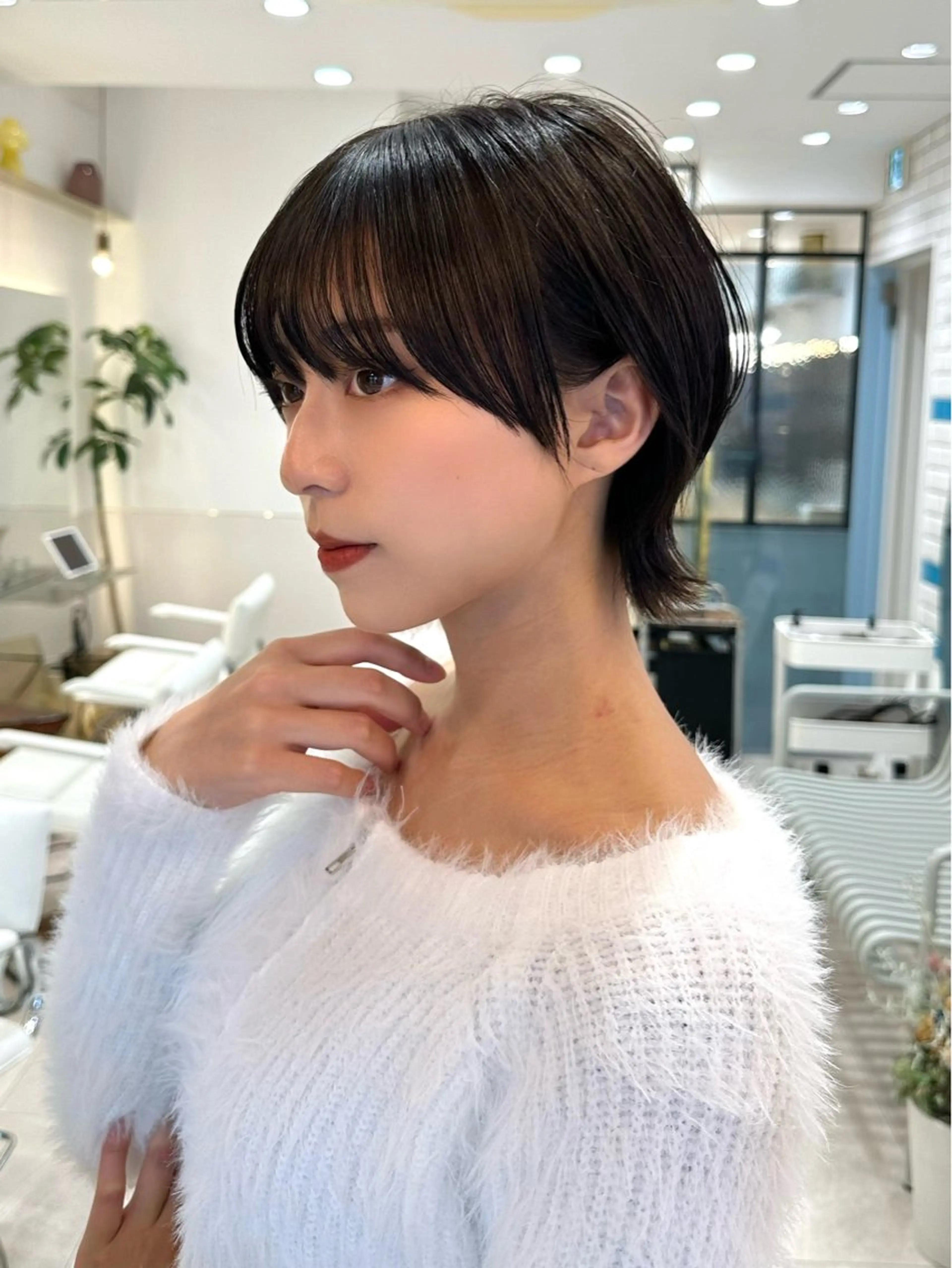 ショート カラー ショートボブ バレイヤージュ ベージュカラー ブリーチ ケアブリーチ カット トリートメント 新宿/髪質改善/ボブ 韓国レイヤー大重聖斗のヘアスタイル