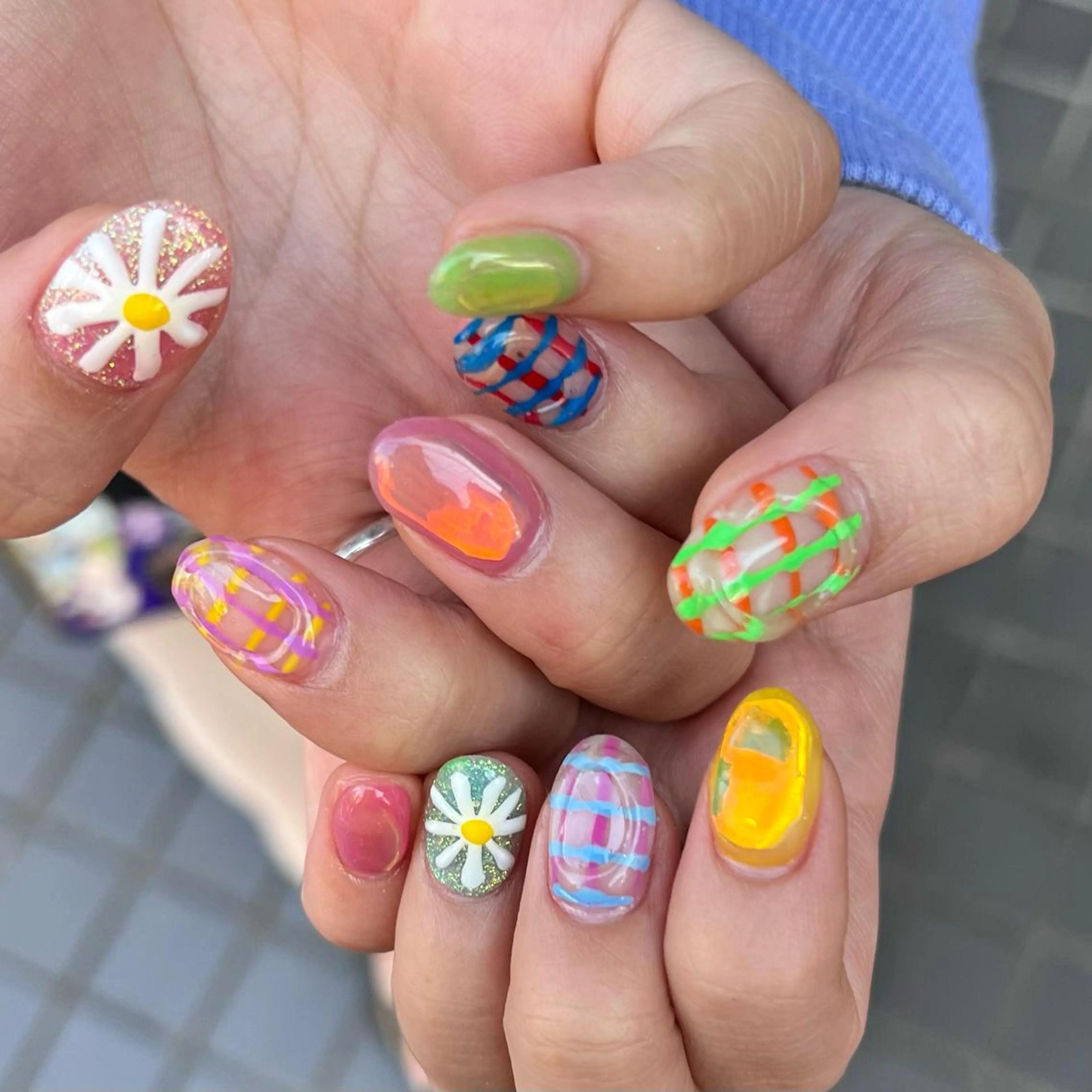 ネイル ハンドネイル 河野 弥月のネイルデザイン