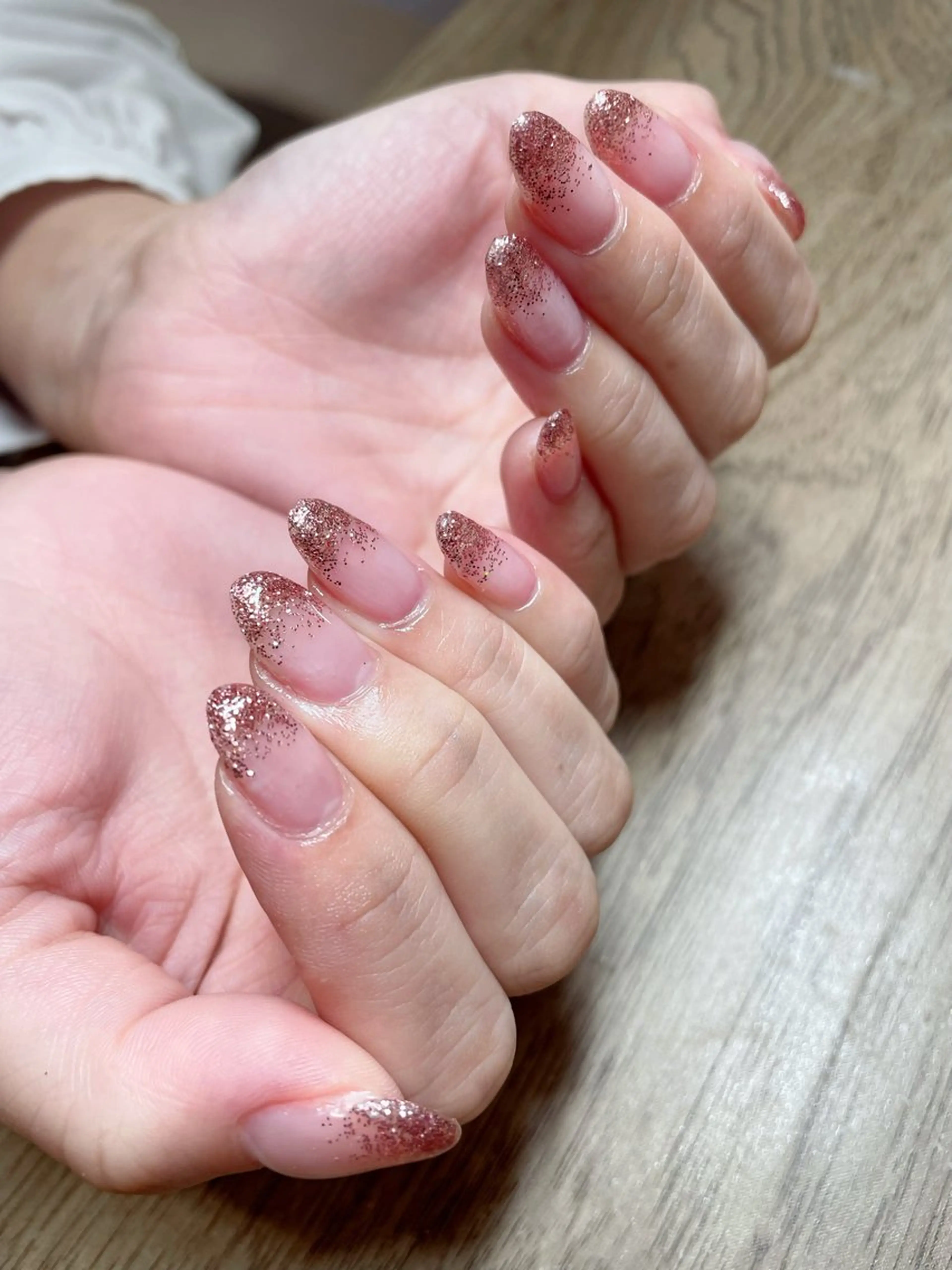 ネイル グラデーション ロングネイル N. MARIのネイルデザイン