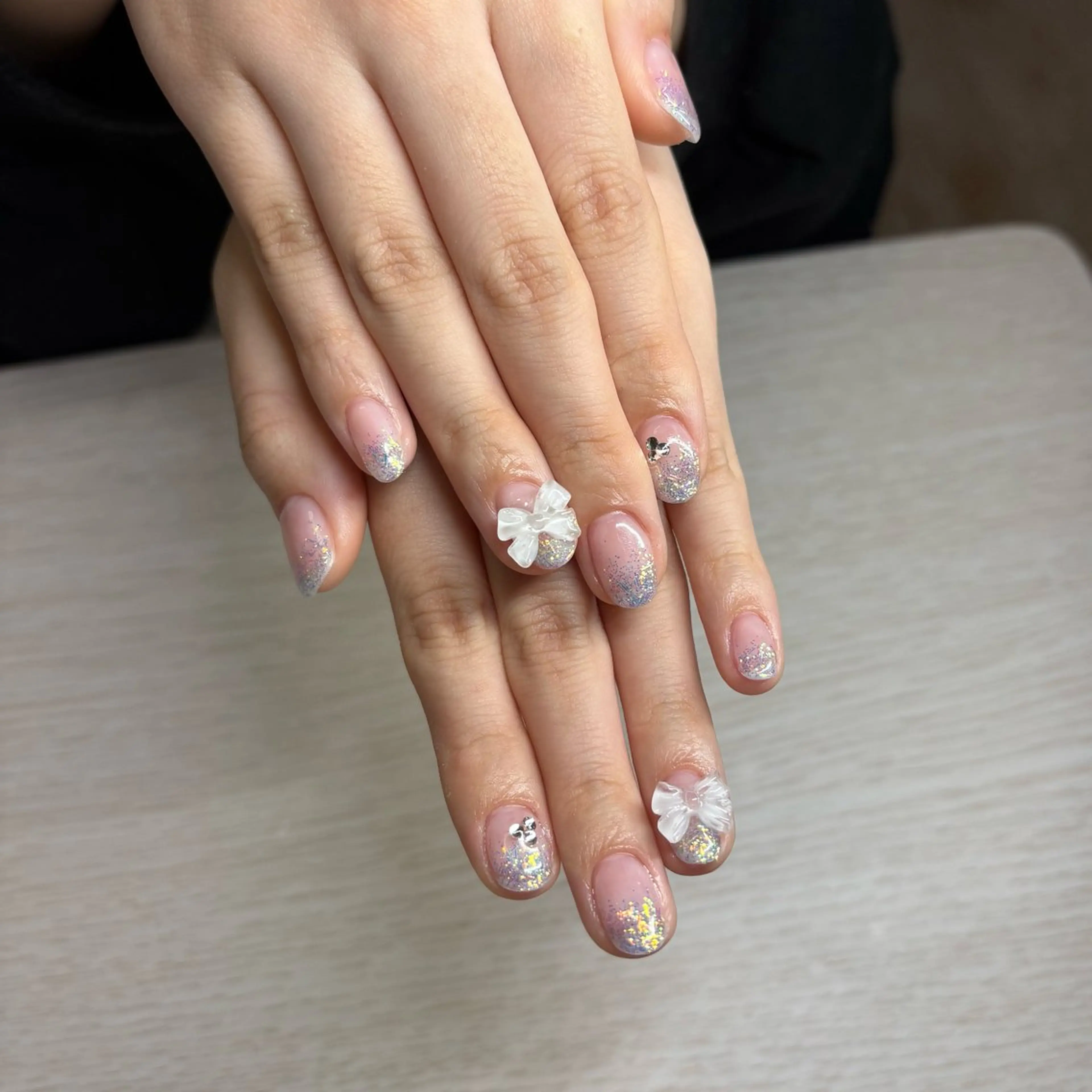 ネイル ラメ(グリッター) ラメグラデーション リボン TRU NAIL&EYE 柏店所属・TRU ゆなのネイルデザイン