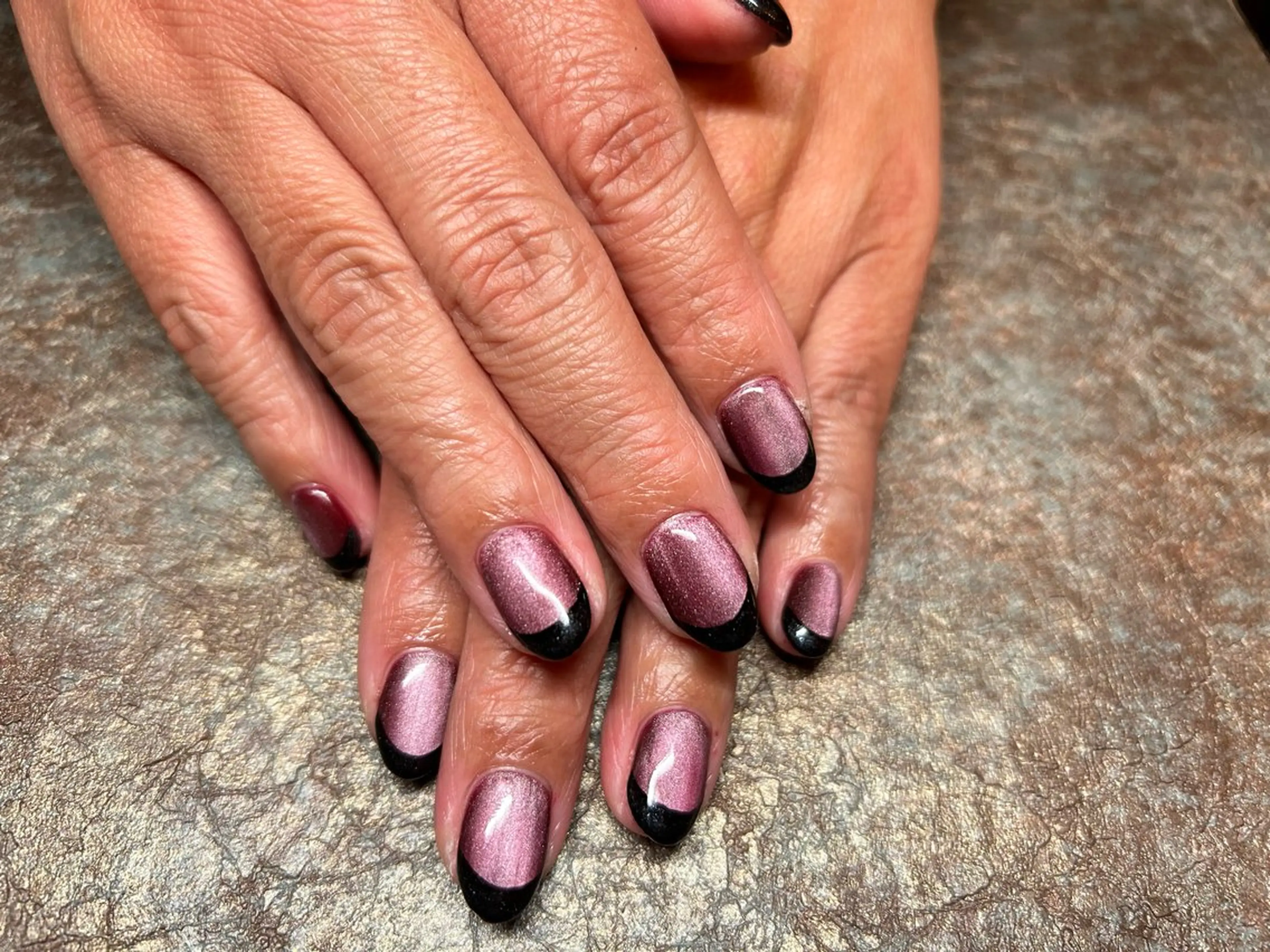 ネイル フレンチネイル マグネットネイル ハンドネイル Lisa’s Salonのネイルデザイン