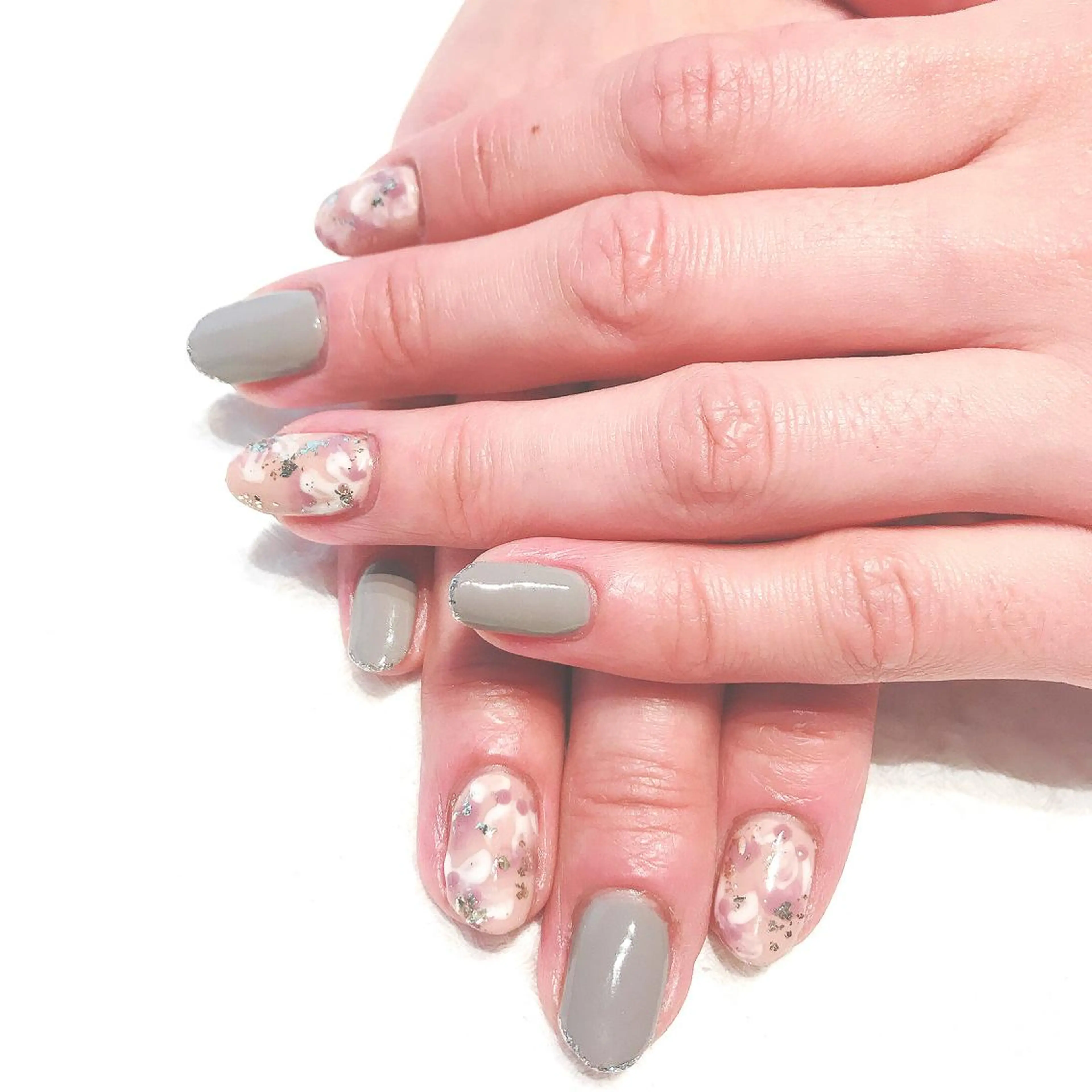 定額ジェルネイル(アート両手で4本以内)の写真