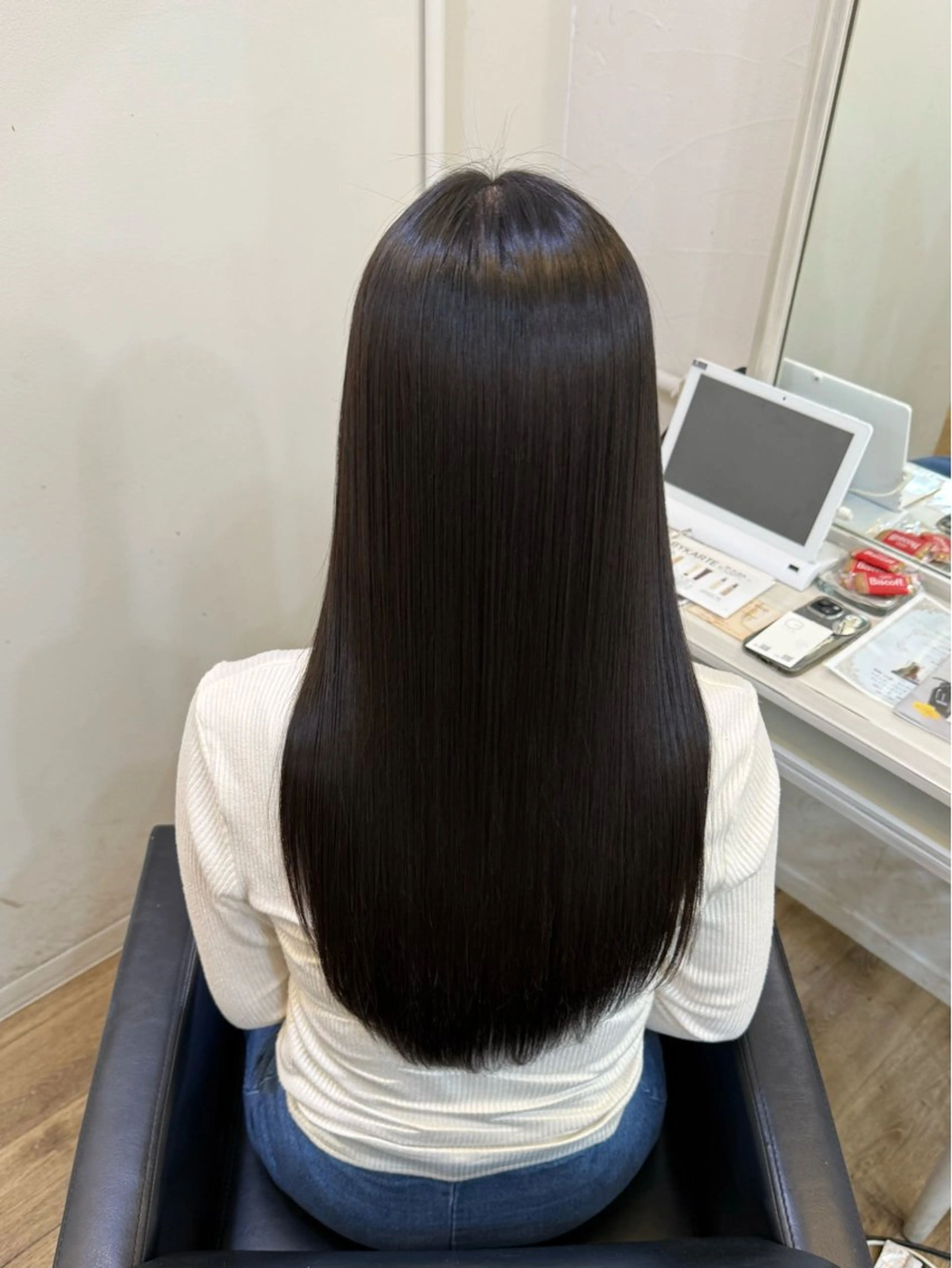 ロング 髪質改善 縮毛矯正 トリートメント 酸性ストレート トリートメント みやび🫧髪質改善 🫧透明感カラー🫧のヘアスタイル