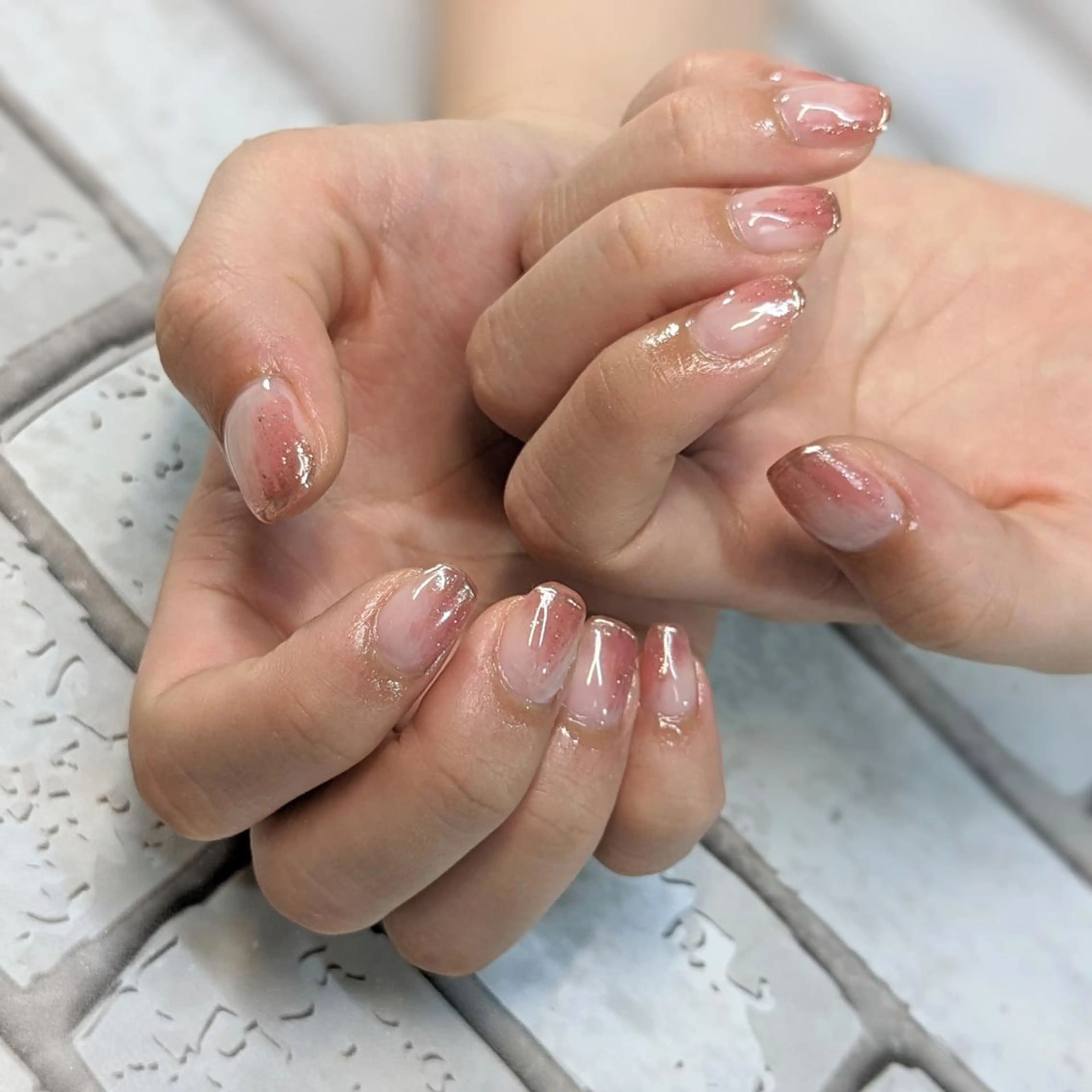 ネイル ブラウン フレンチネイル ミラーネイル ピンク 赤色 ハンドネイル ネイルサロンベルティ .keikoのネイルデザイン