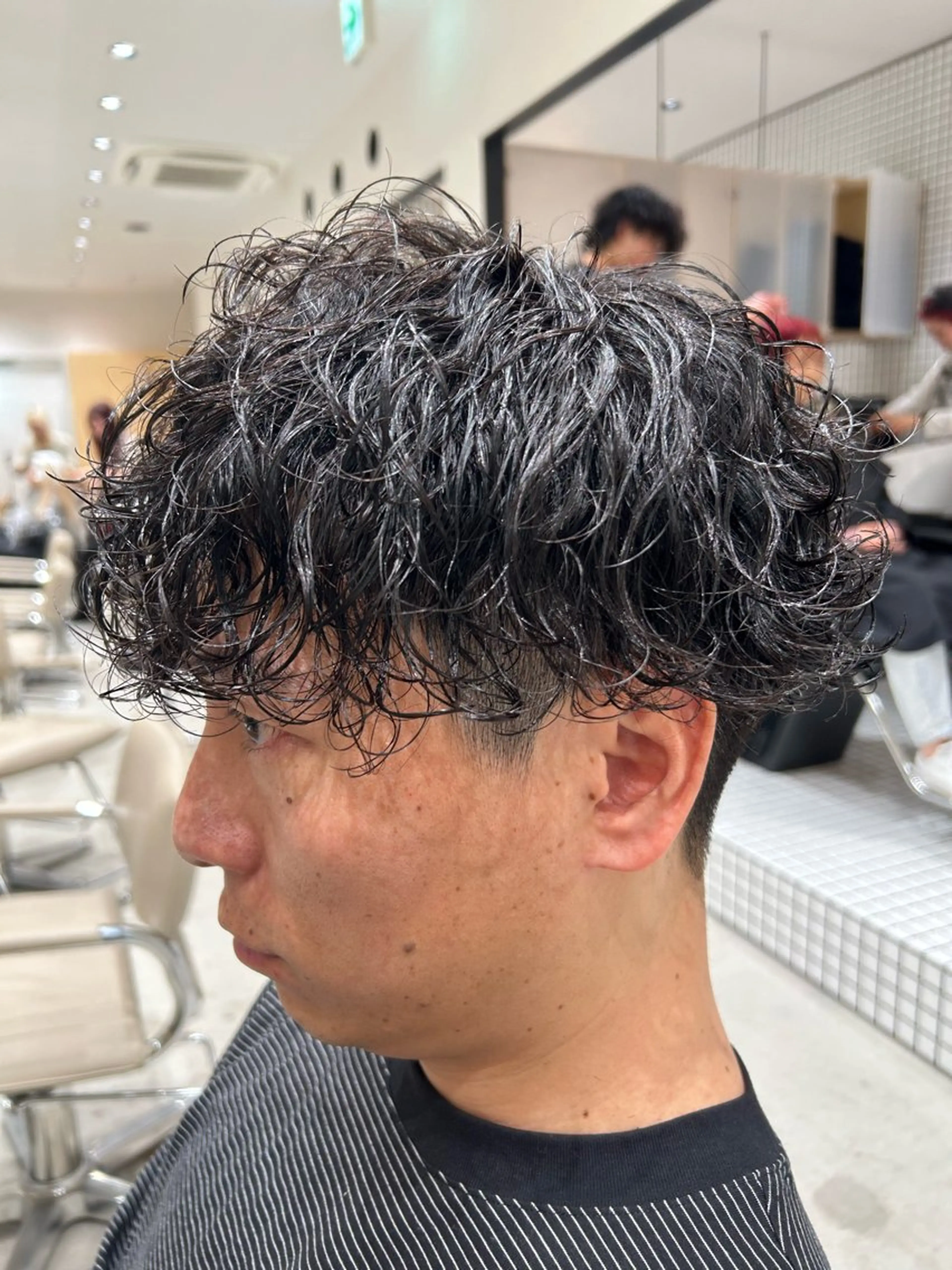 パーマ メンズ フェードカット メンズパーマ 🐲ツイスパ🐲 フェード/龍のヘアスタイル