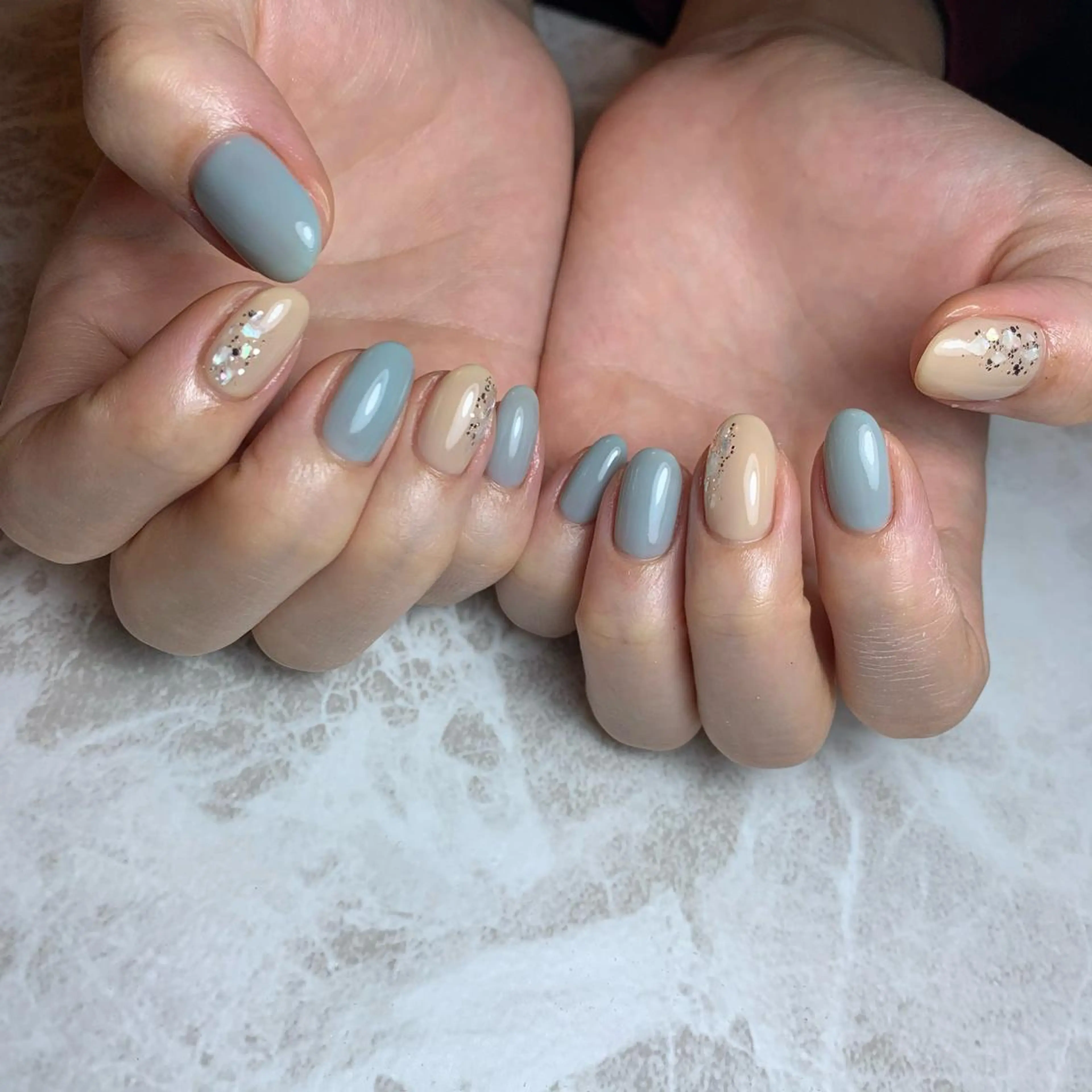 ネイル repos~ルポ~所属・里見 麗のネイルデザイン