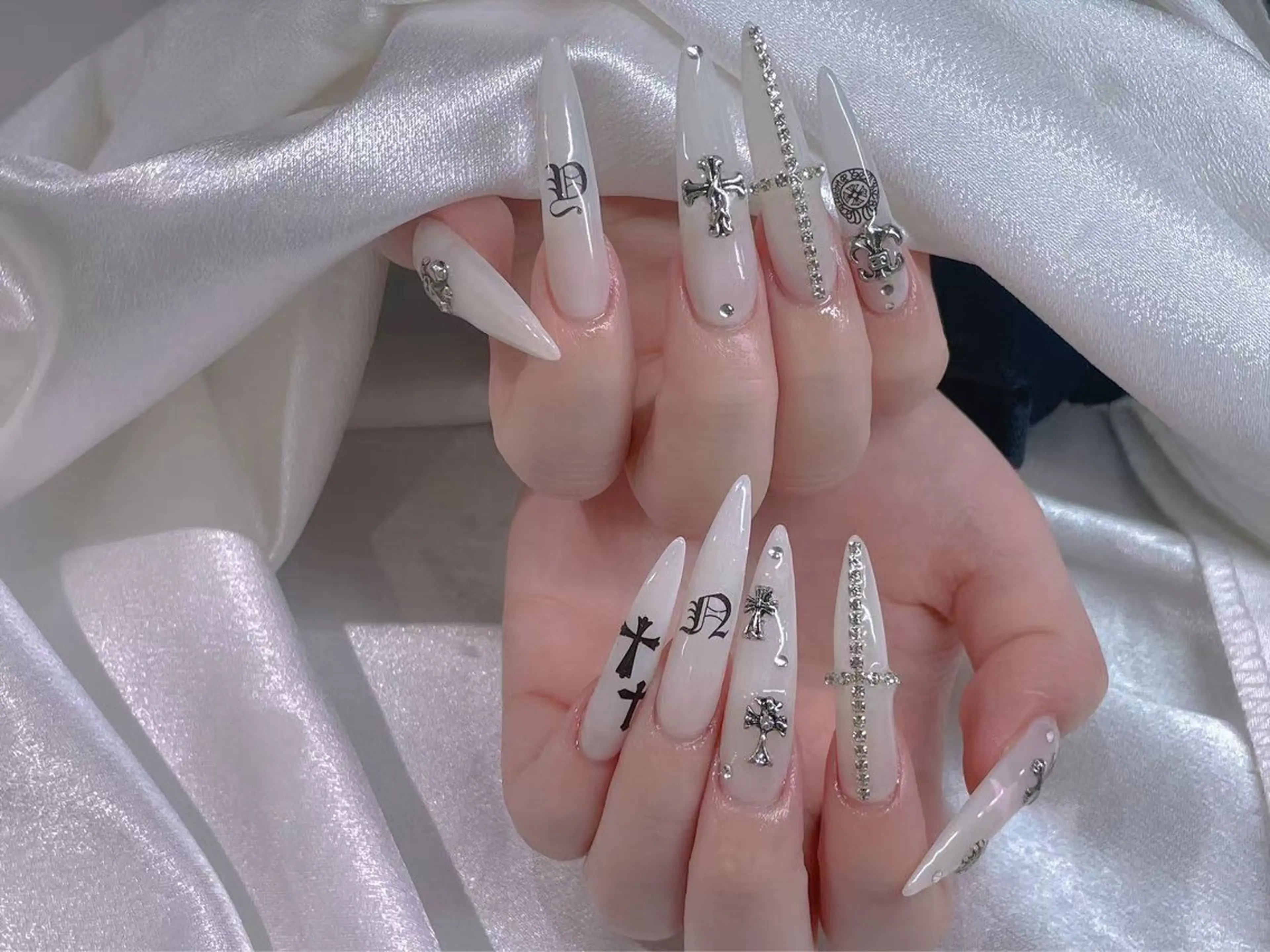 ネイル ハンドネイル リン リンのネイルデザイン