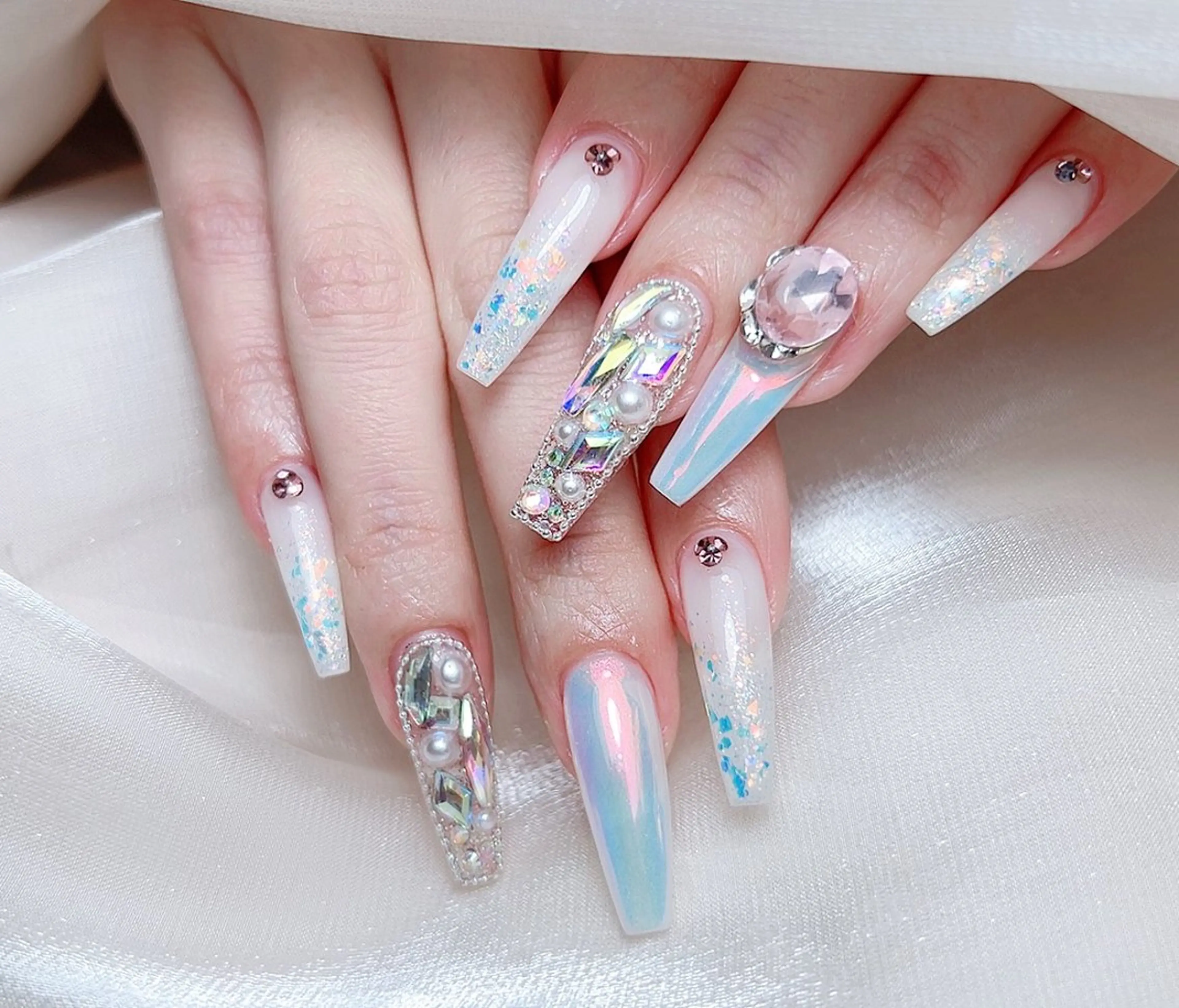 ネイル ハンドネイル M🌷nail 長さだし専門店のネイルデザイン