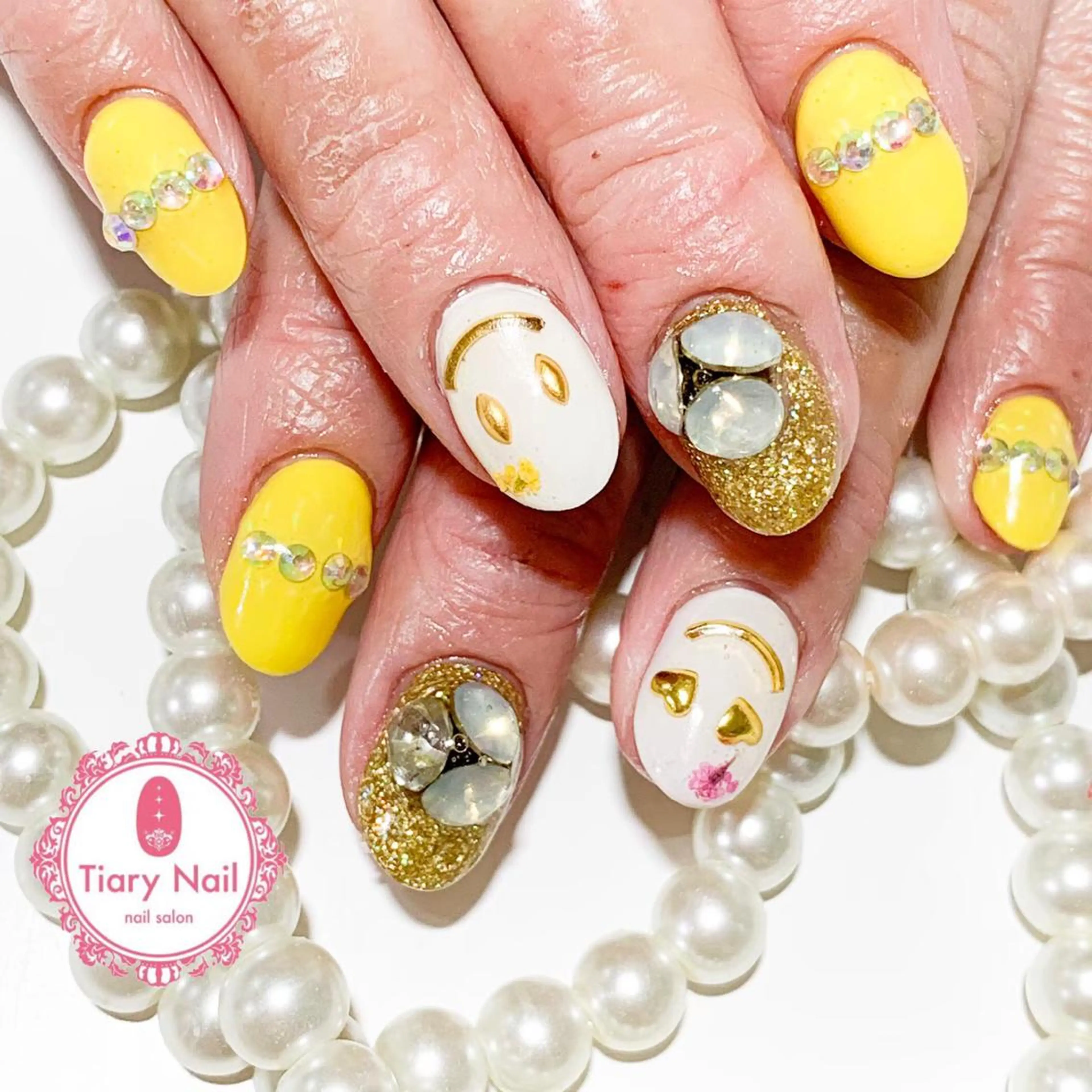 ネイル 💗🪽Tiary Nail🪽💗のネイルデザイン