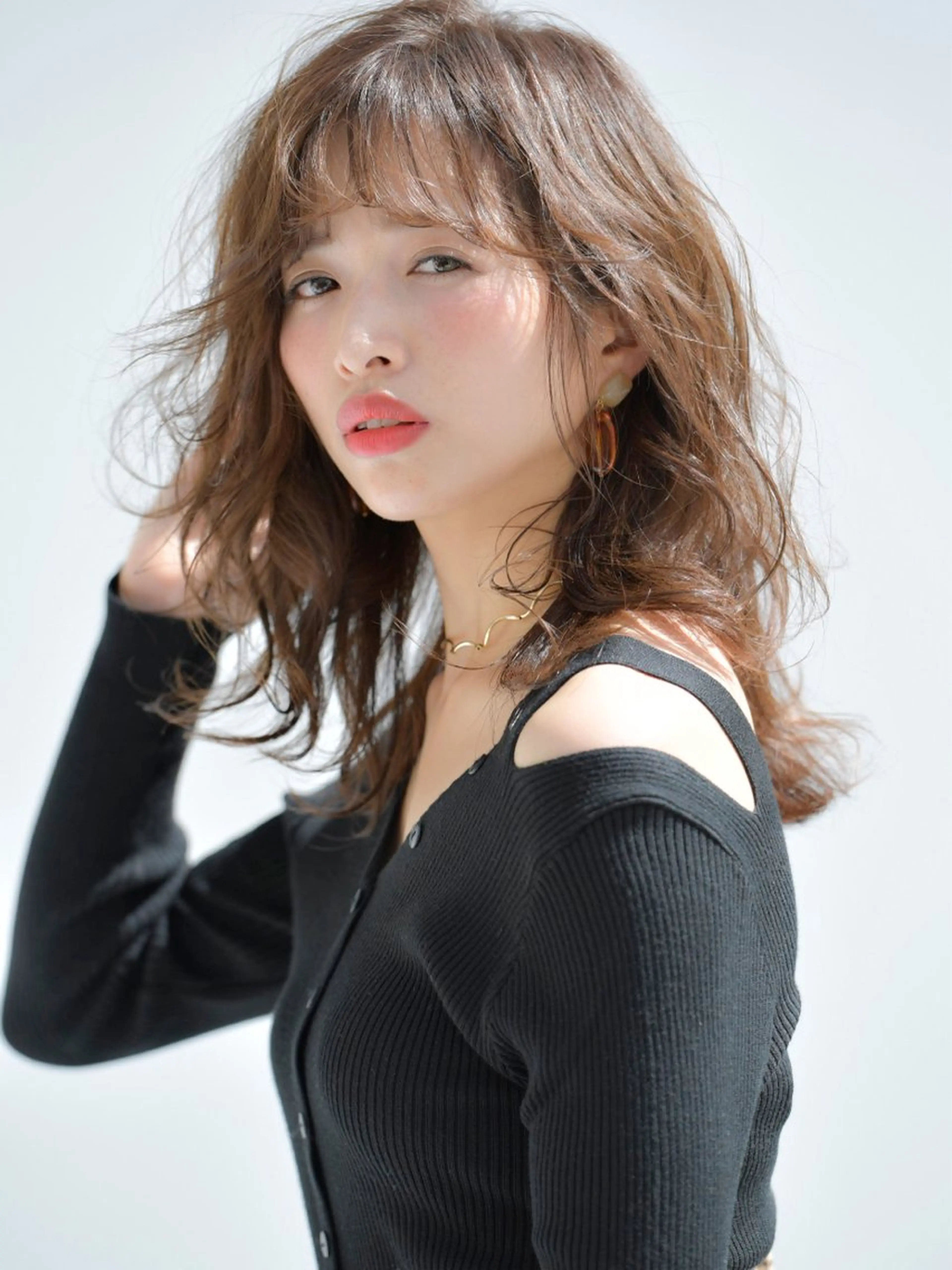 セミロング カラー パーマ ヘアアレンジ VIVIE【ヴィヴィ】所属・髪質改善/韓国風 レイヤー/田村祐樹のヘアスタイル