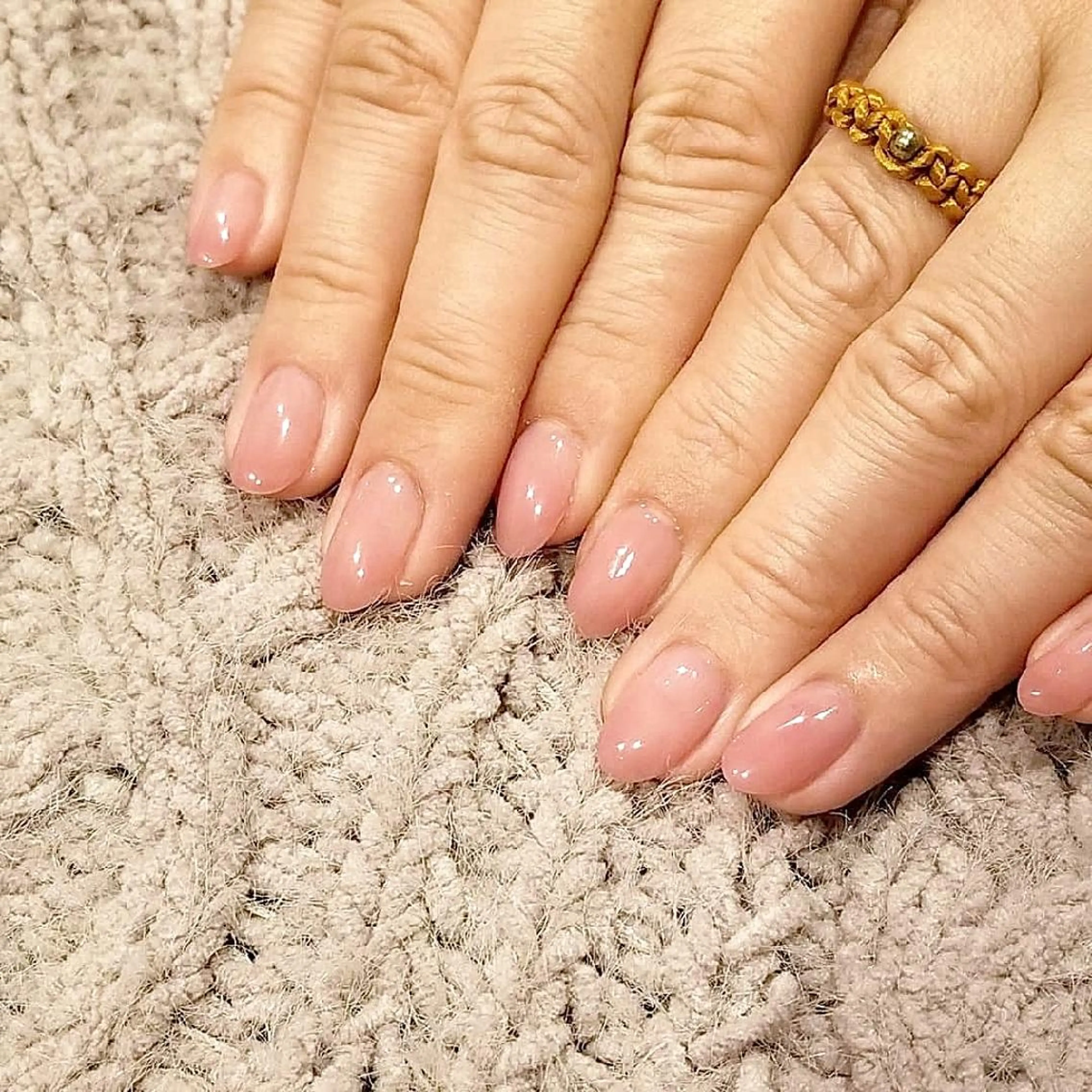 ネイル グラデーション ワンカラーネイル ピンク ハンドネイル 個人サロン saltnailのネイルデザイン