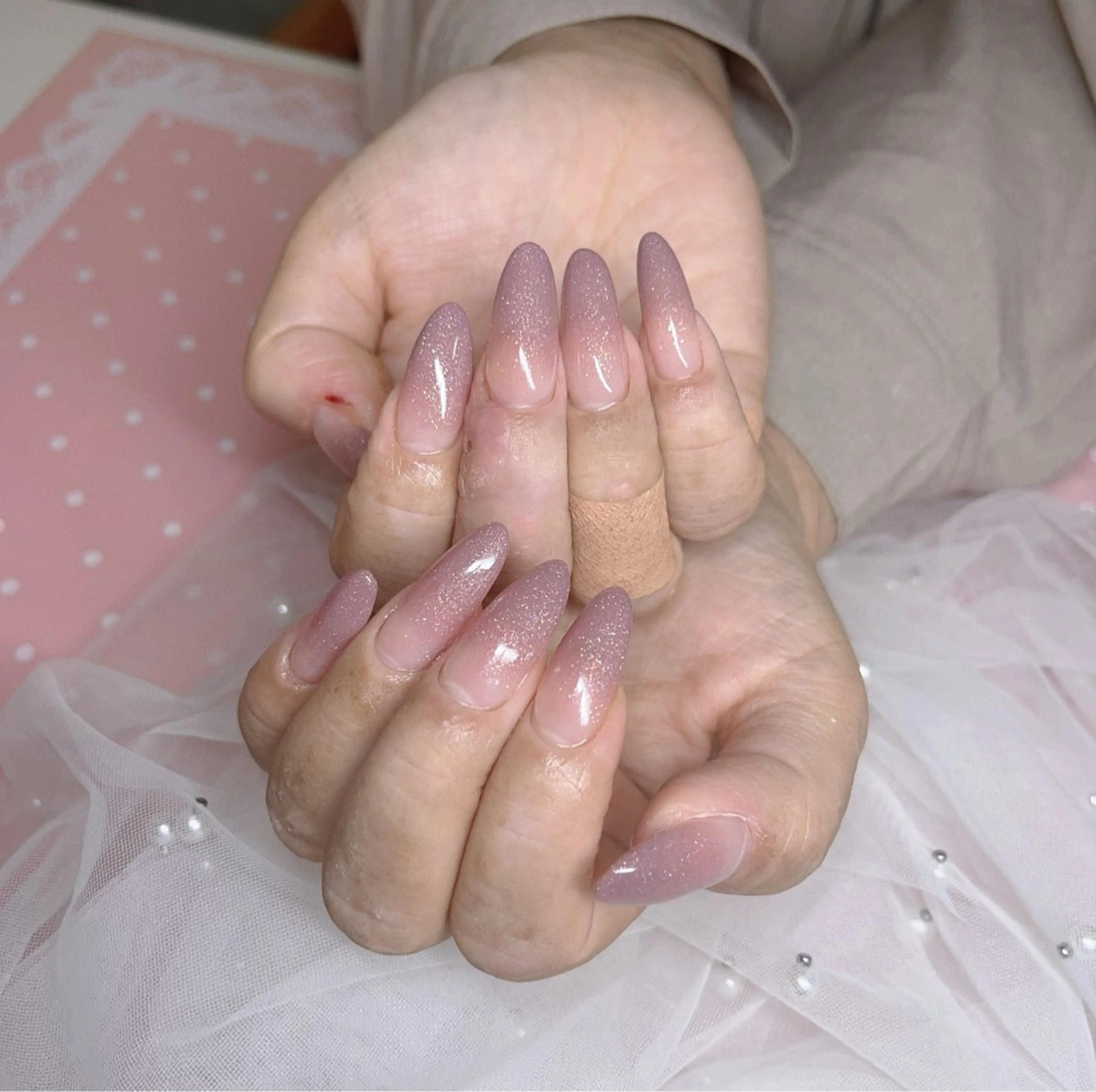 ネイル Fairyフェアリーネイルサロン所属・Nail Hibi サロンのネイルデザイン