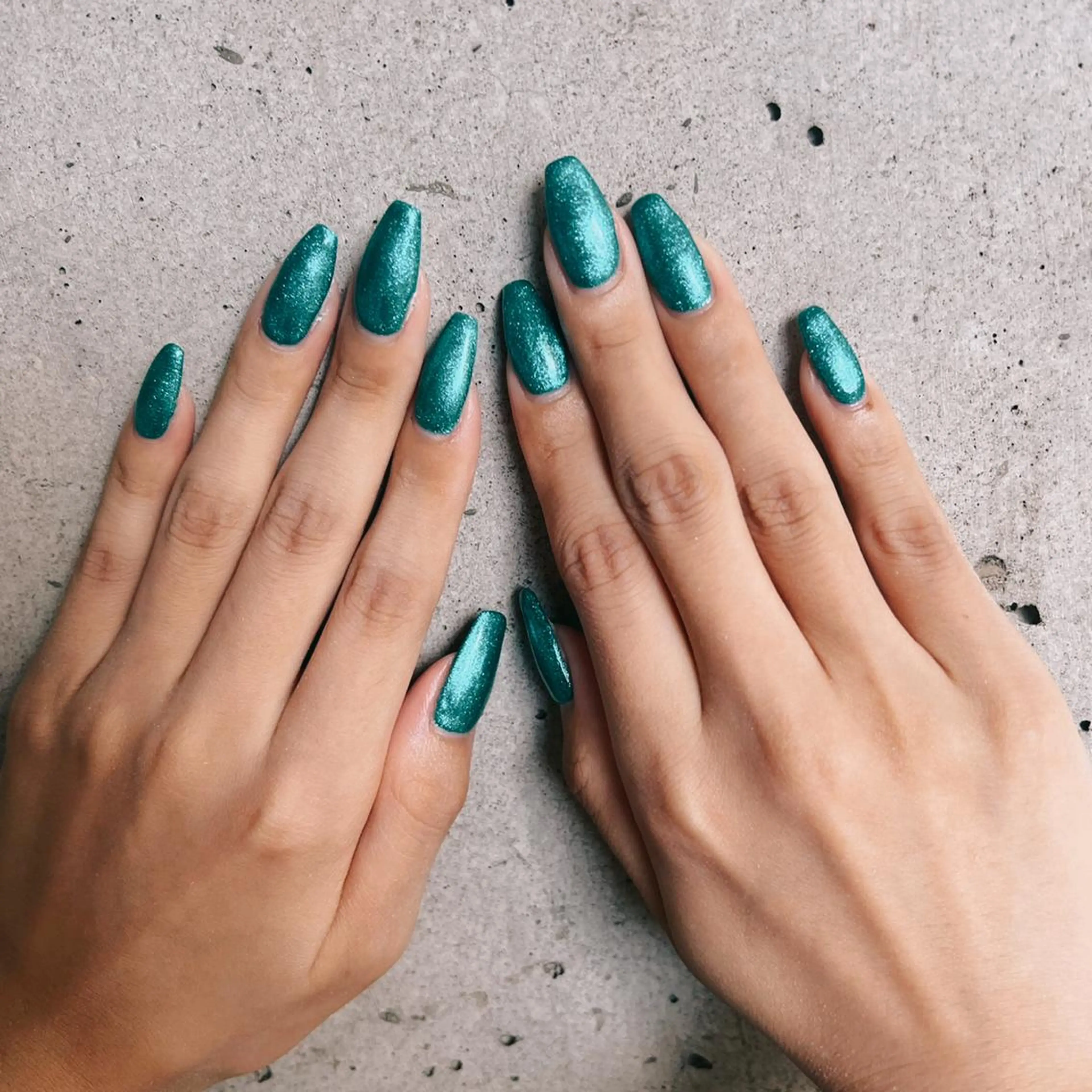 ネイル ハンドネイル NAIL Salon IP所属・長谷川 奈緒美のネイルデザイン